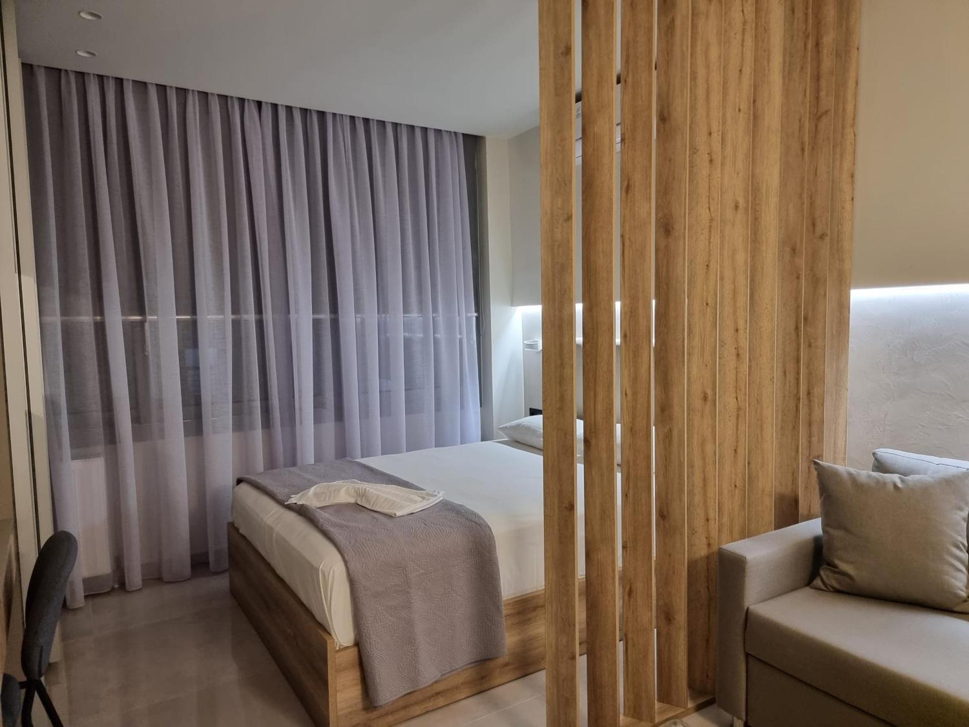 Iris City Center Premium Studio