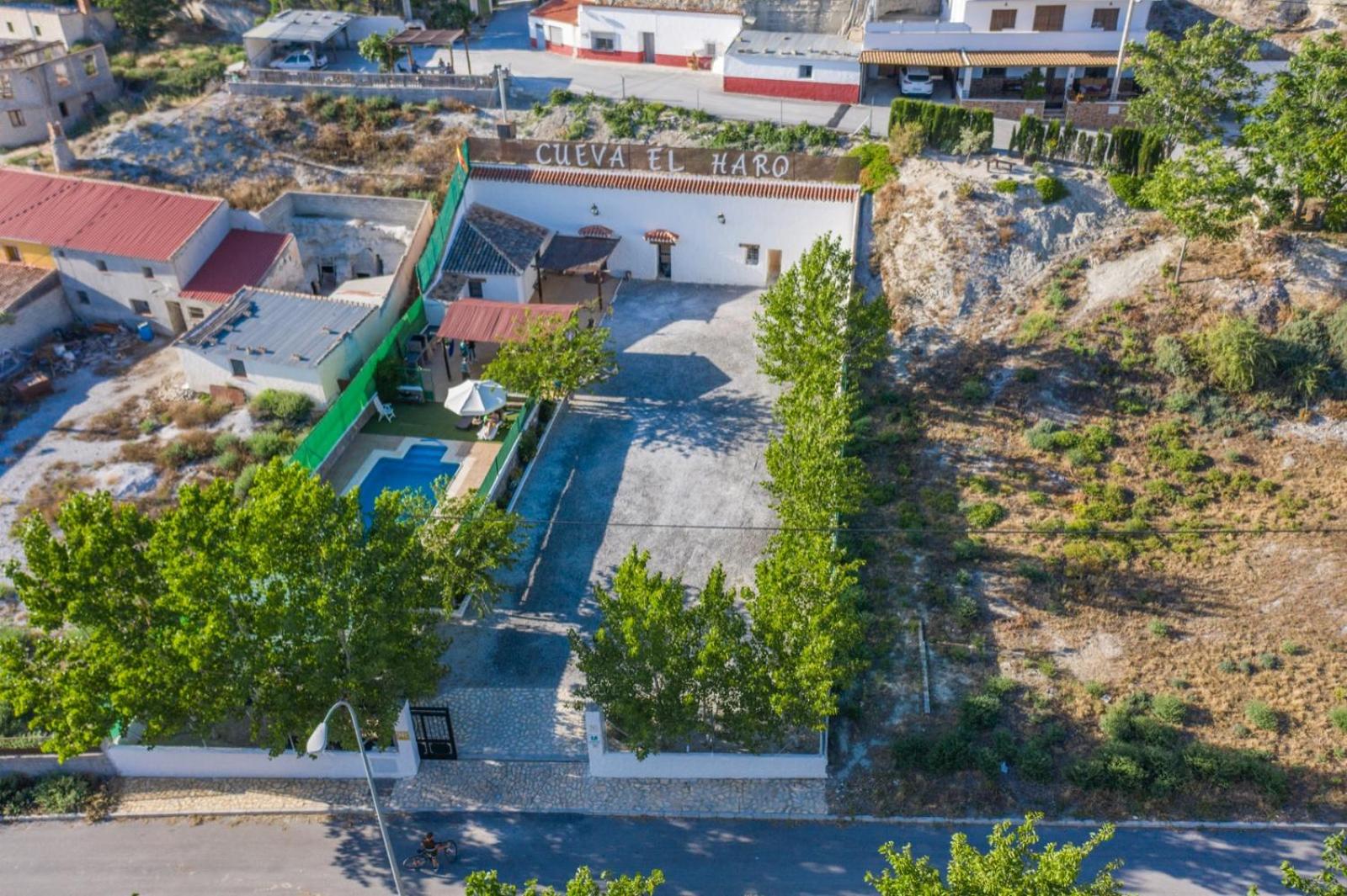 Cueva El Haro