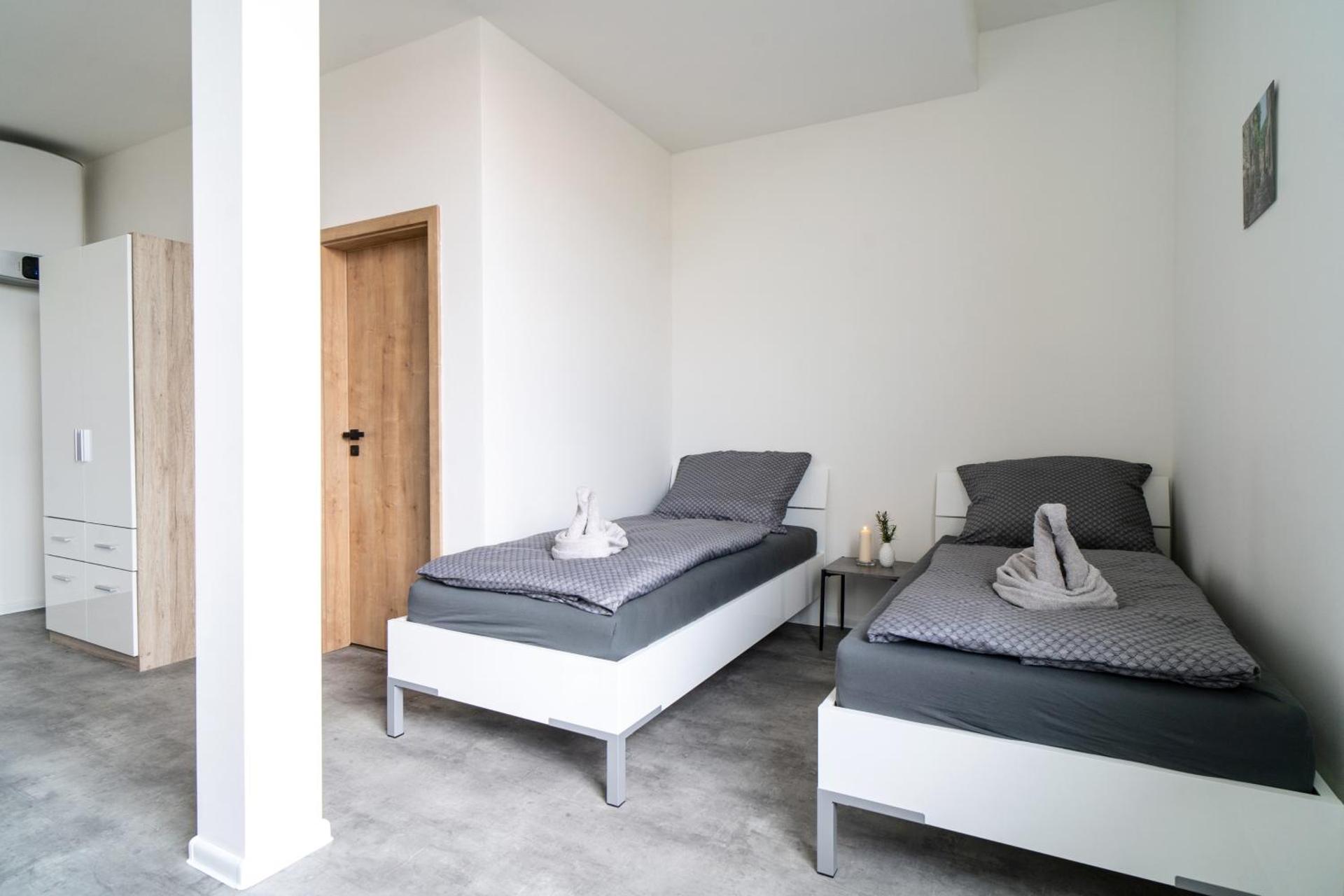 Twin Room with Private Bathroom