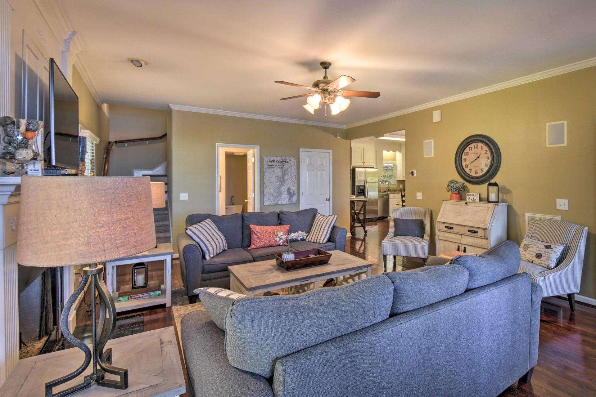 Lake Keowee Escape with Dock, Deck and Lake Access!