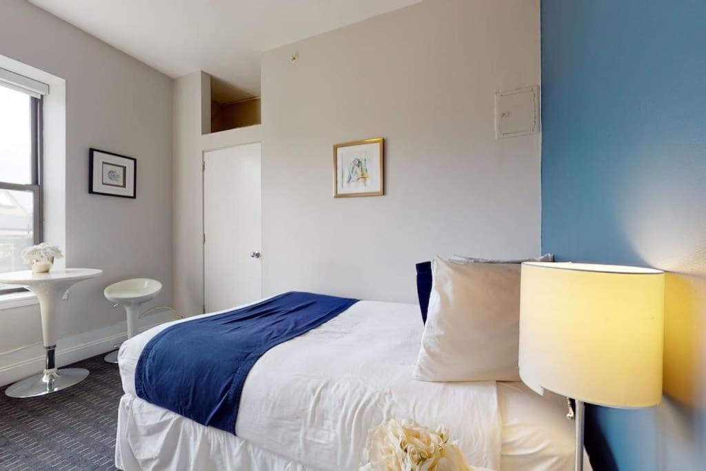 Stylish Downtown Studio in the Boston, C.Ave #34