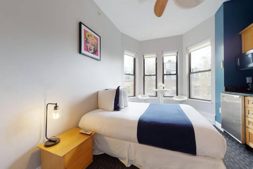 Cozy Downtown Boston Studio, #45