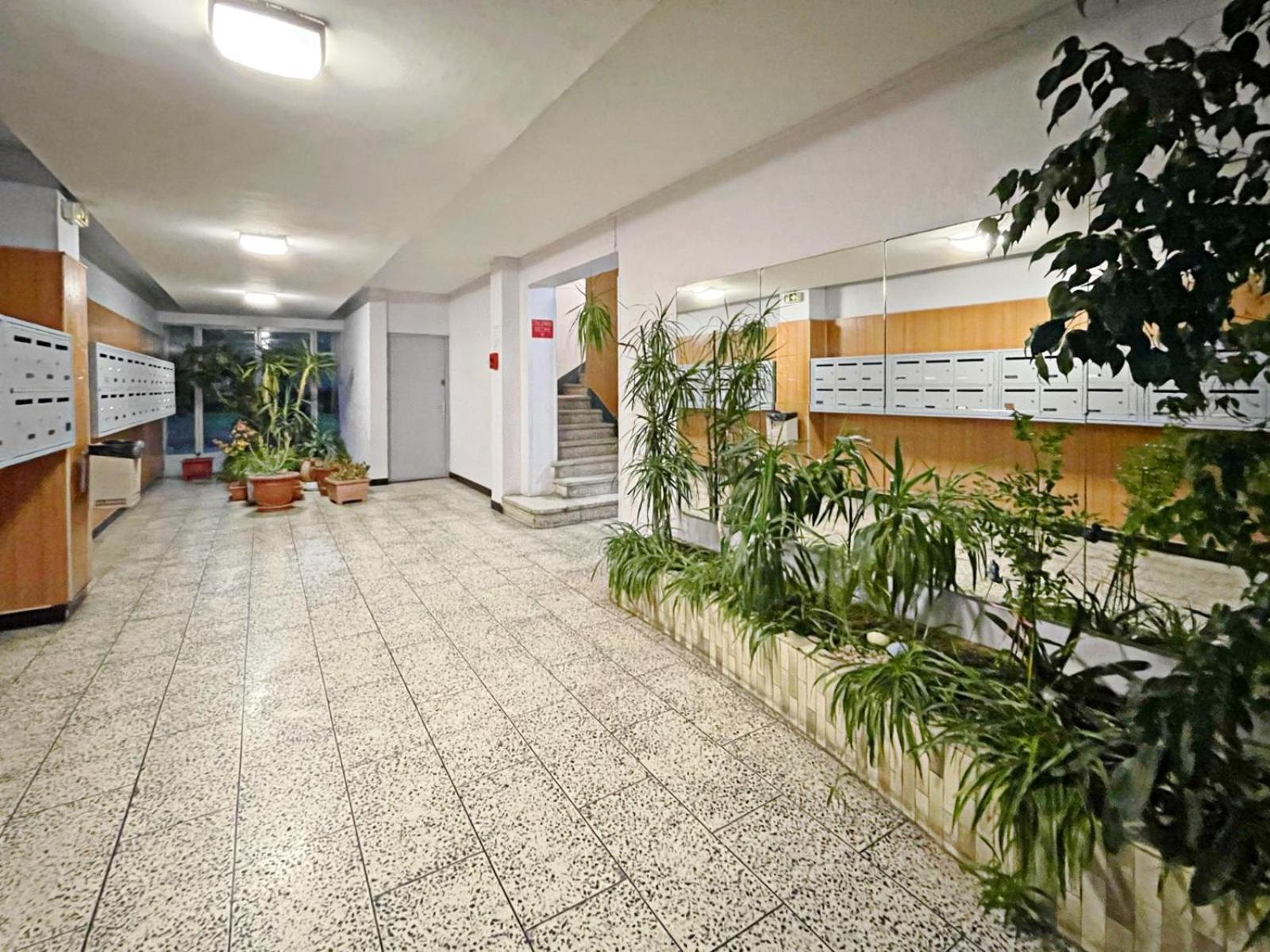 T2 LE BIEN ETRE MARSEILLE 9ème-wifi-netflix-Métro-Parking-Plage