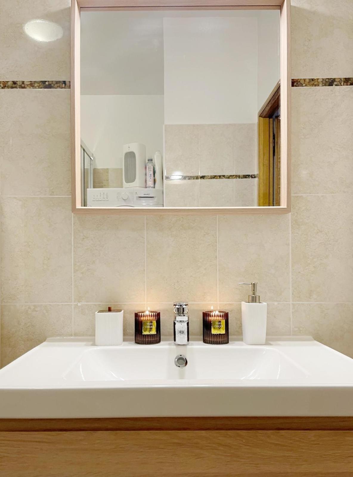 T2 LE BIEN ETRE MARSEILLE 9ème-wifi-netflix-Métro-Parking-Plage