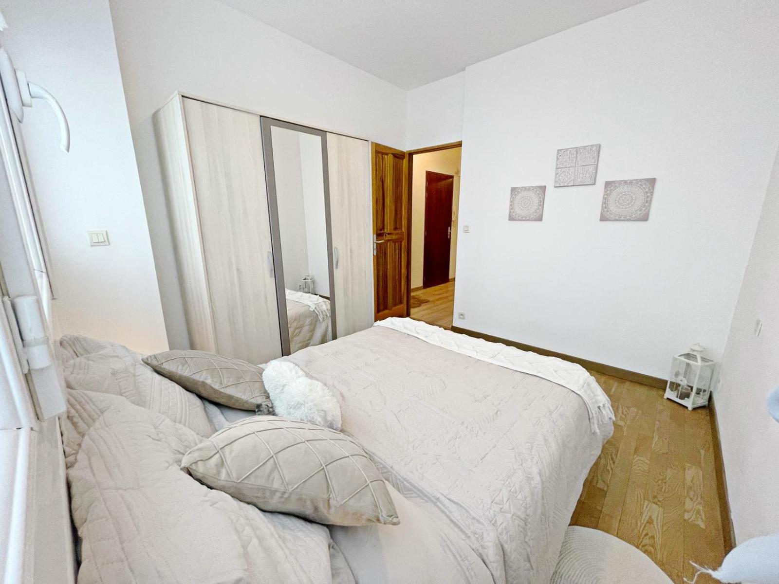 T2 LE BIEN ETRE MARSEILLE 9ème-wifi-netflix-Métro-Parking-Plage