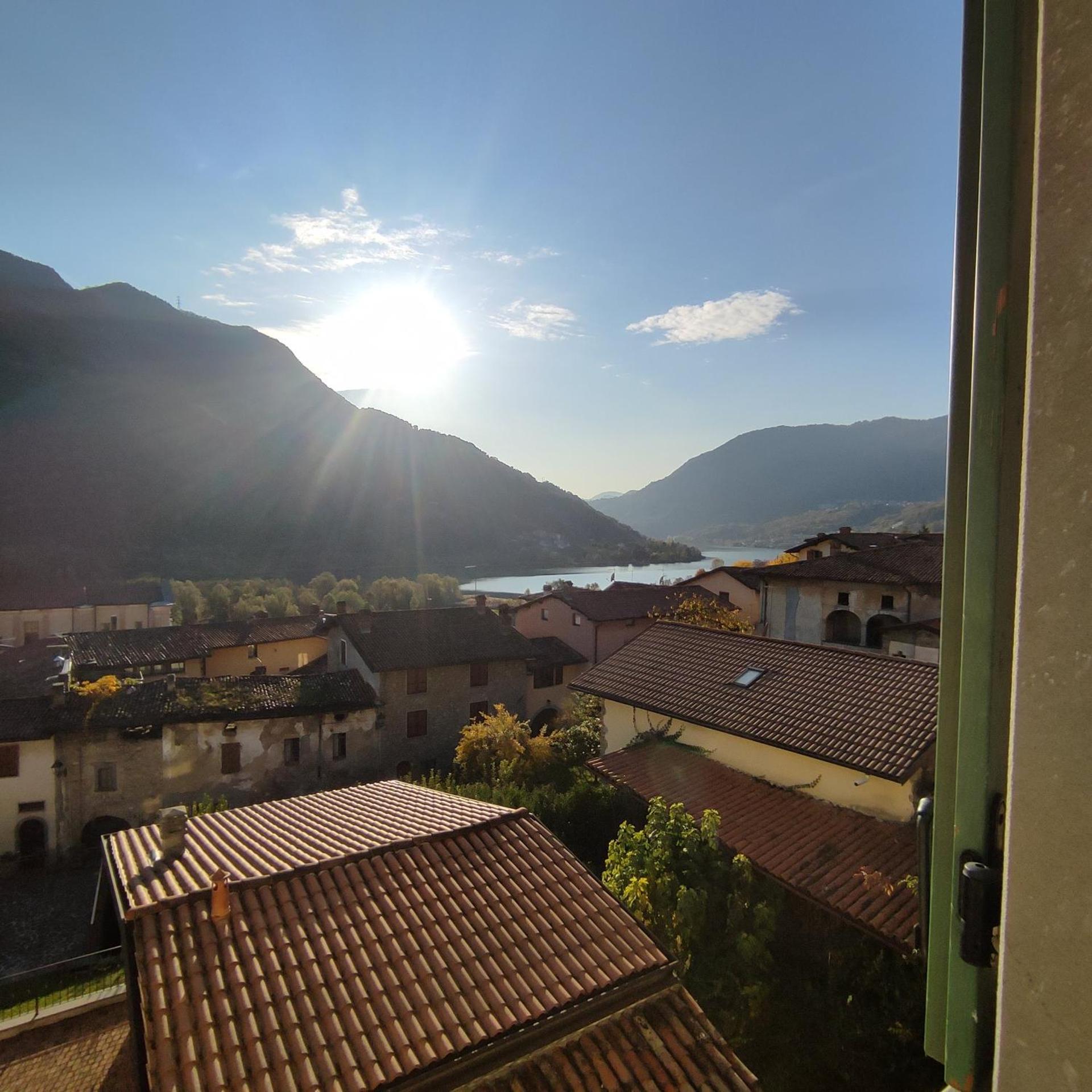 La corte dell'orologio