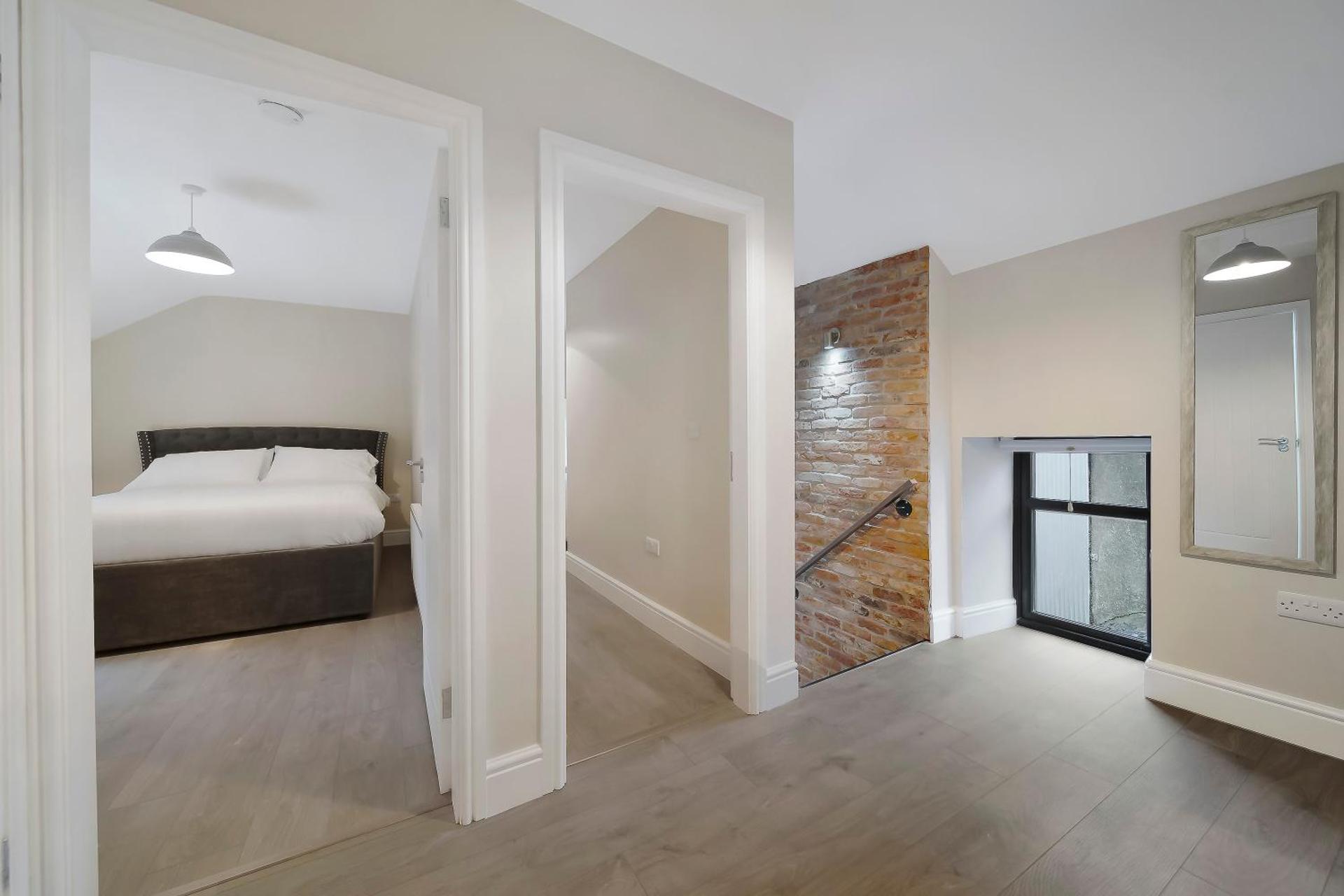 Glenside Abbey 'Sleeping 7 guests'