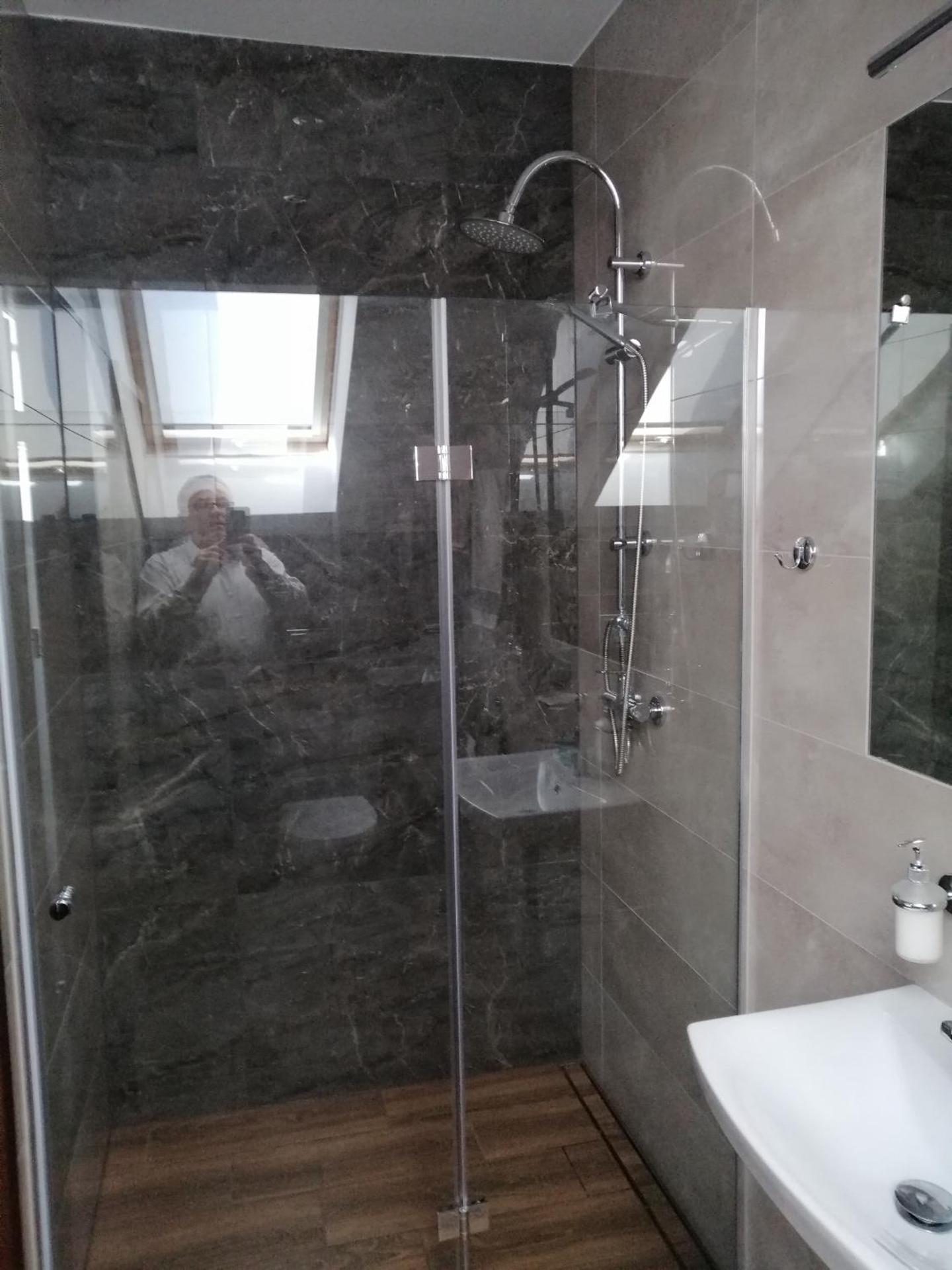 Pokoje Gościnne z łazienkami