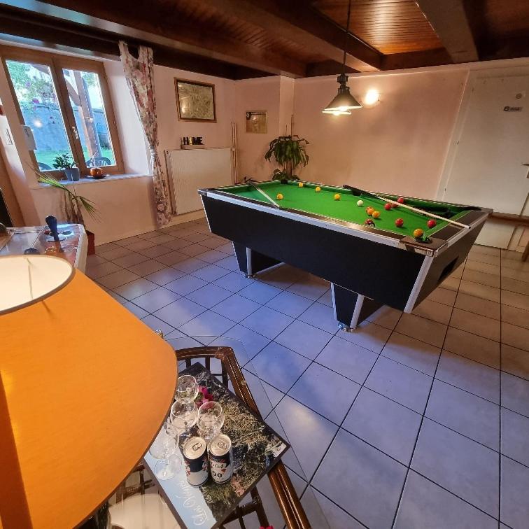 Gîte Jonquille, 2 à 8 personnes avec salle de jeux et SPA dans la résidence