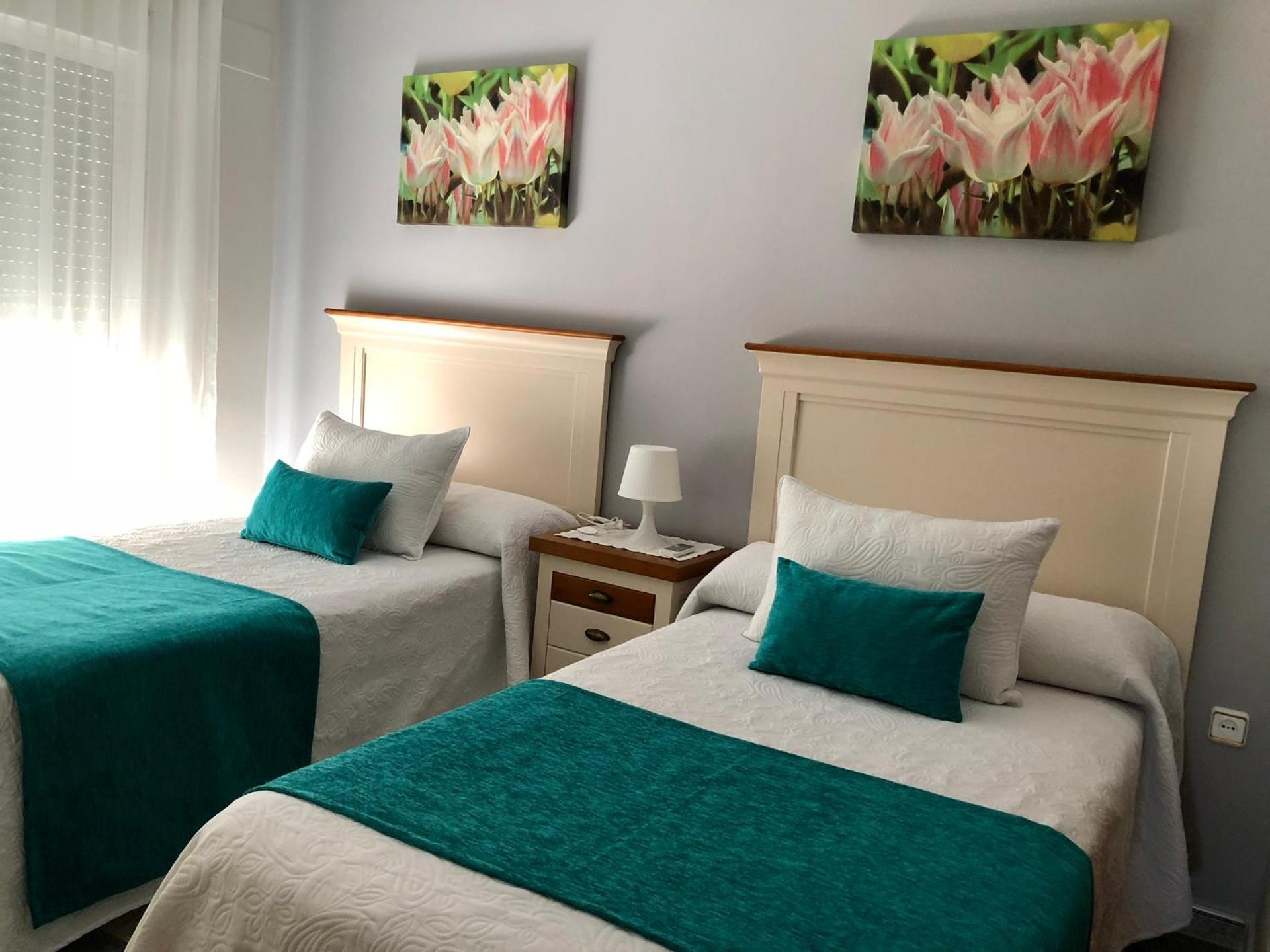 Casa grande con piscina