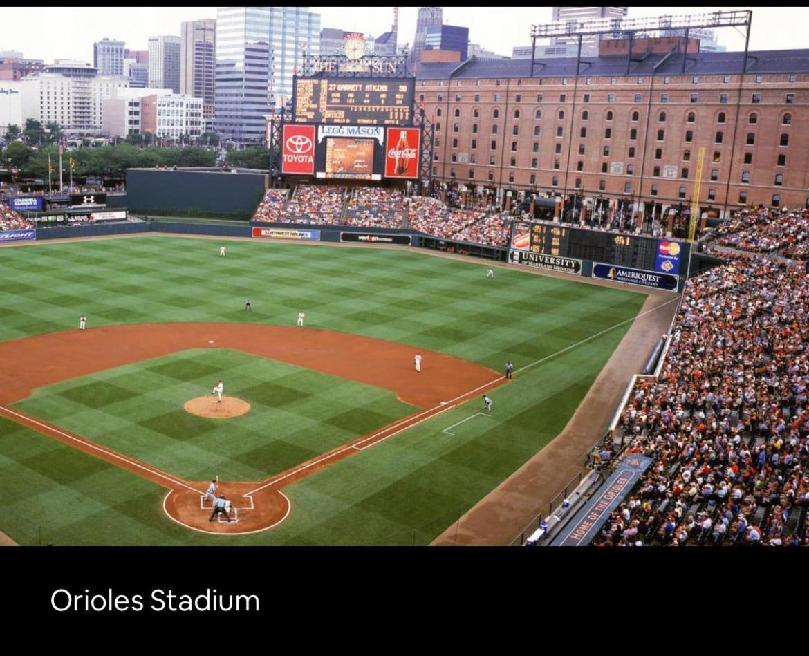 Lux House Of Champagne 2BR 2BA Free Parking & Wifi