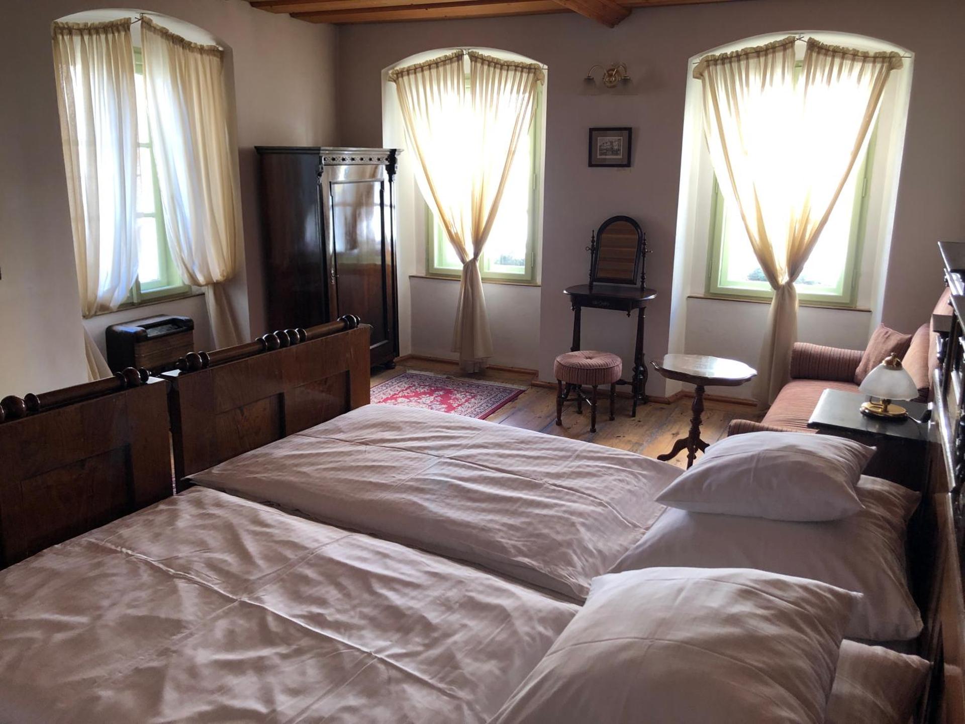 Apartmány pod věží