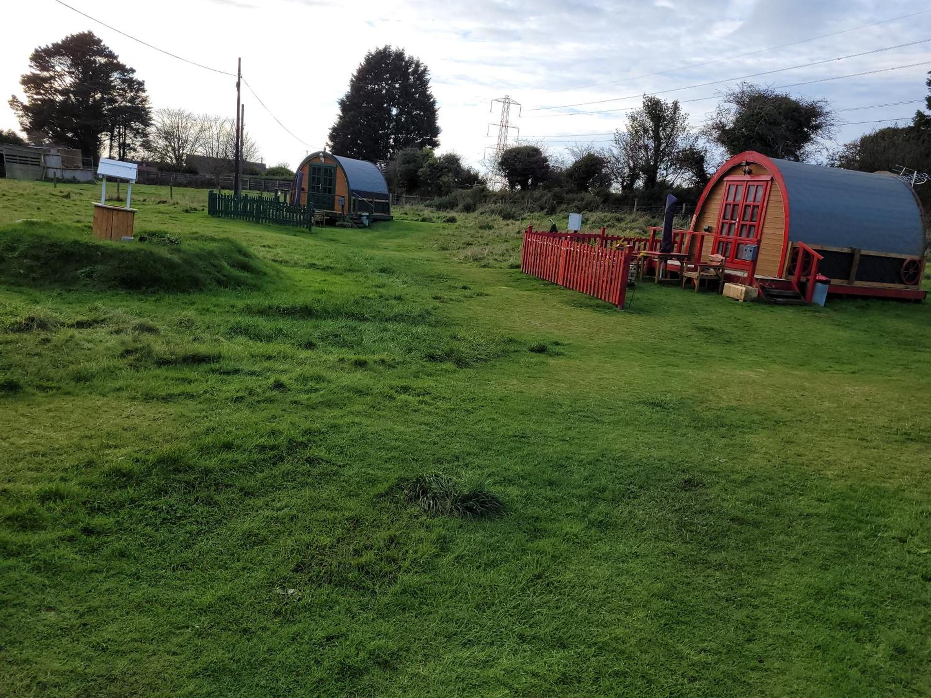 St Austell Glamping Pod with Spa Pool and Pets Ok