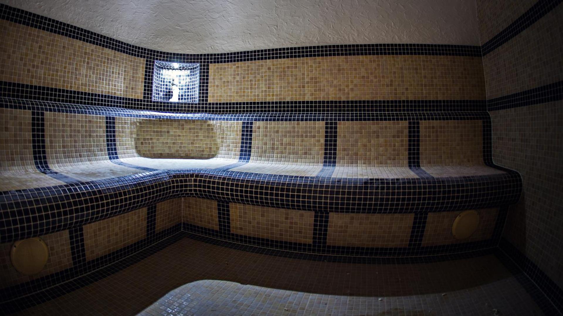 Spa and wellness centre/facilities