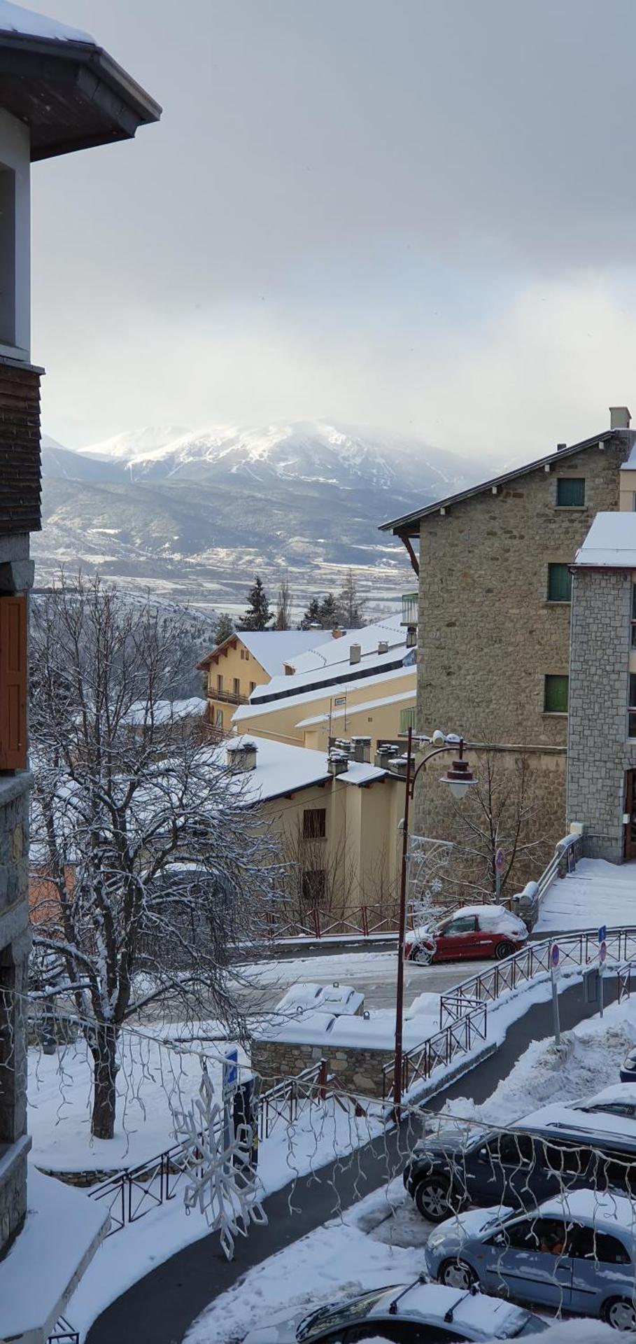 apt cosy, 4 pers, plein centre ville, parking offert