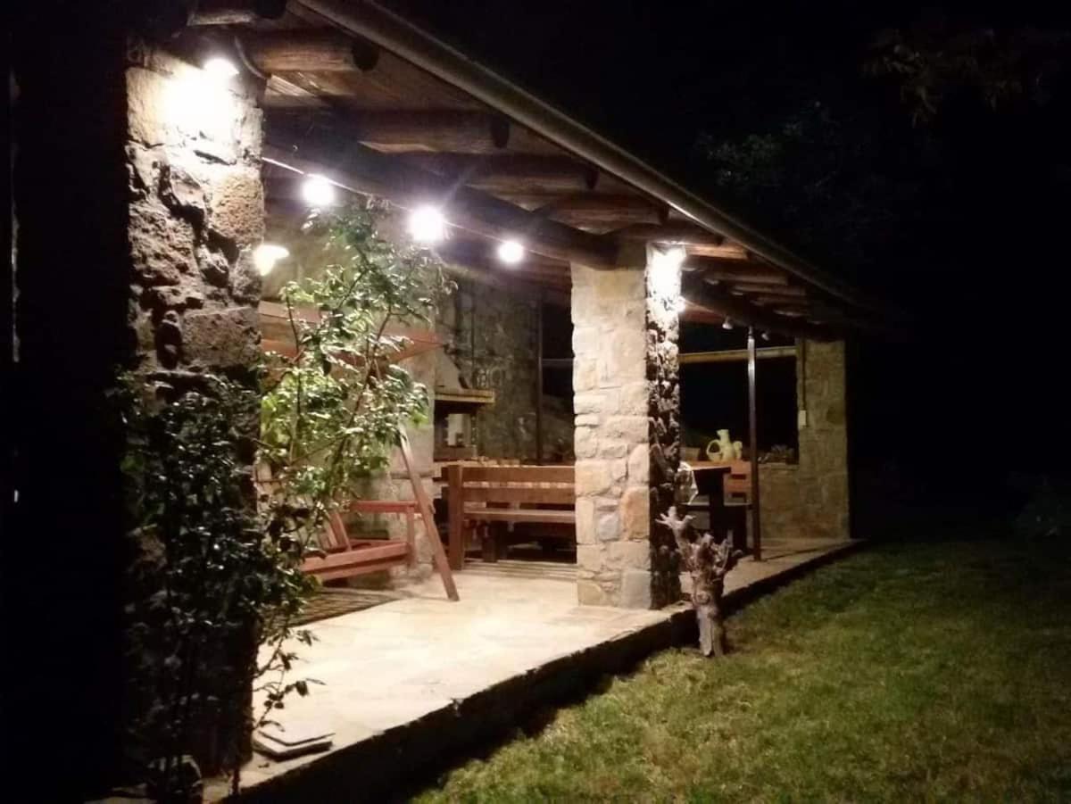 Παραδοσιακή πέτρινη κατοικία στην Βλάχα Ελάτης