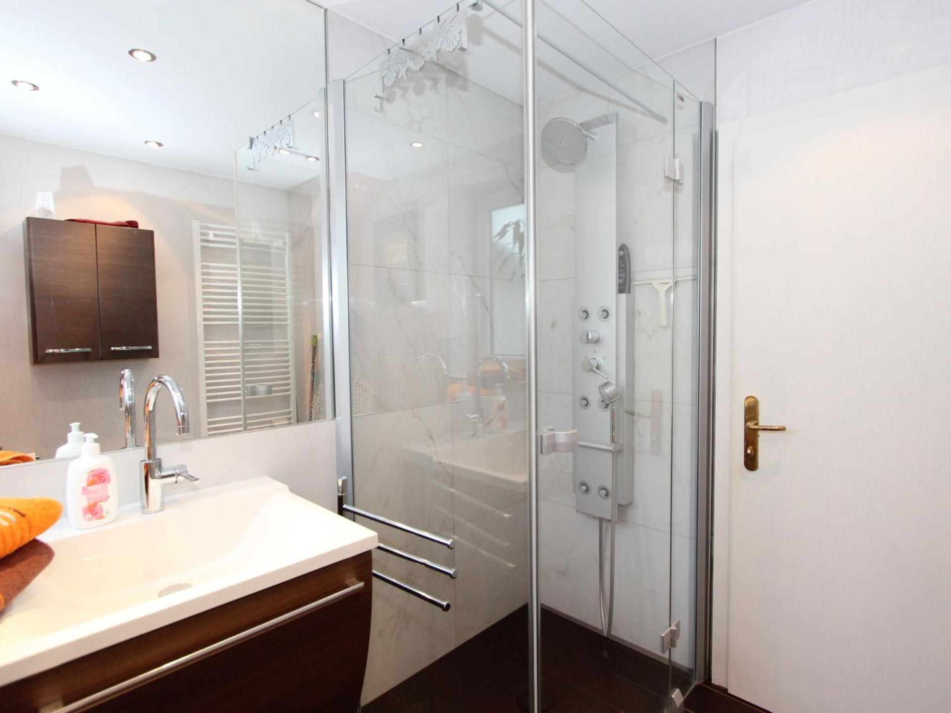 Apartment Evelyne by Interhome