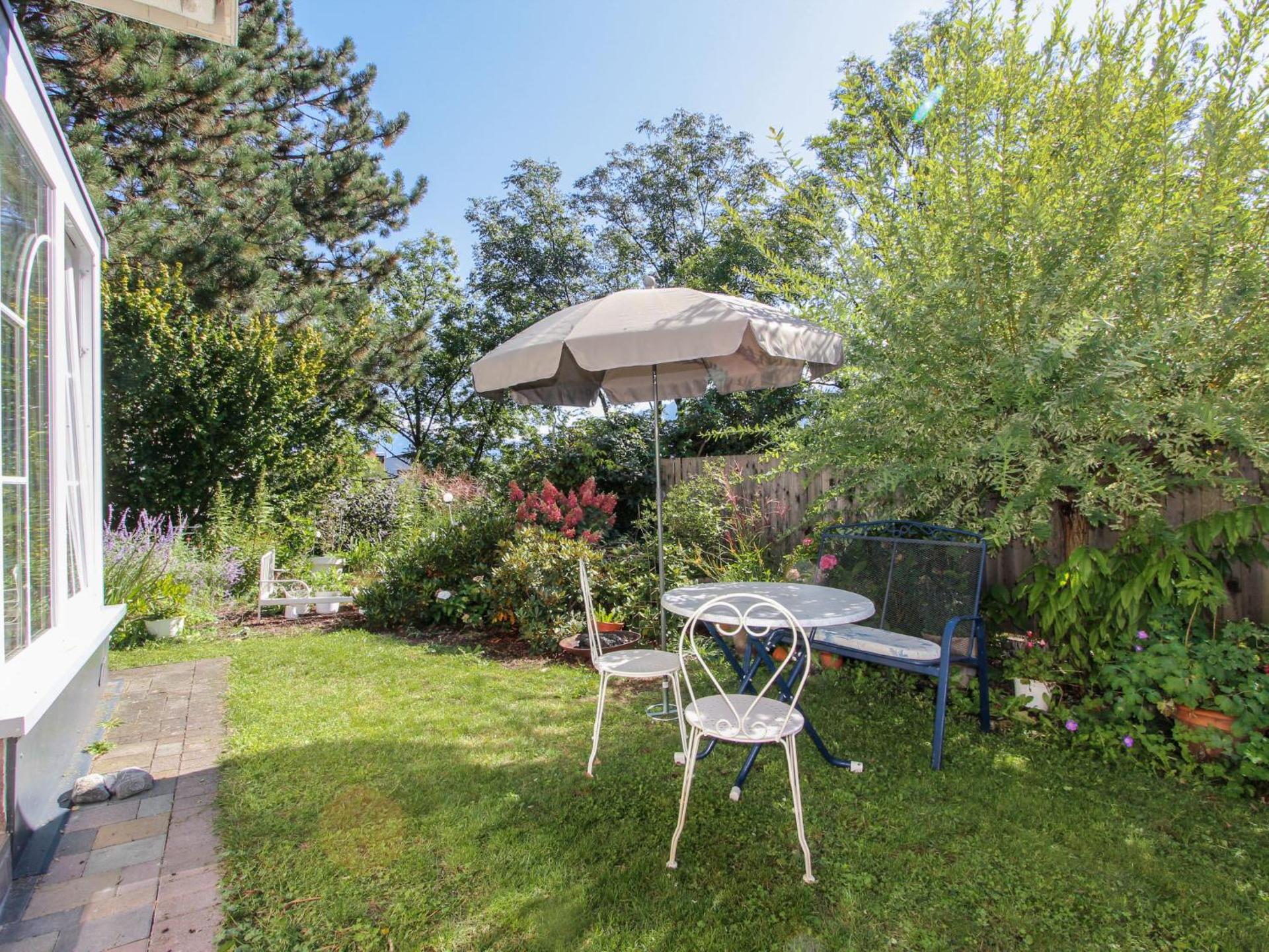 Apartment Evelyne by Interhome