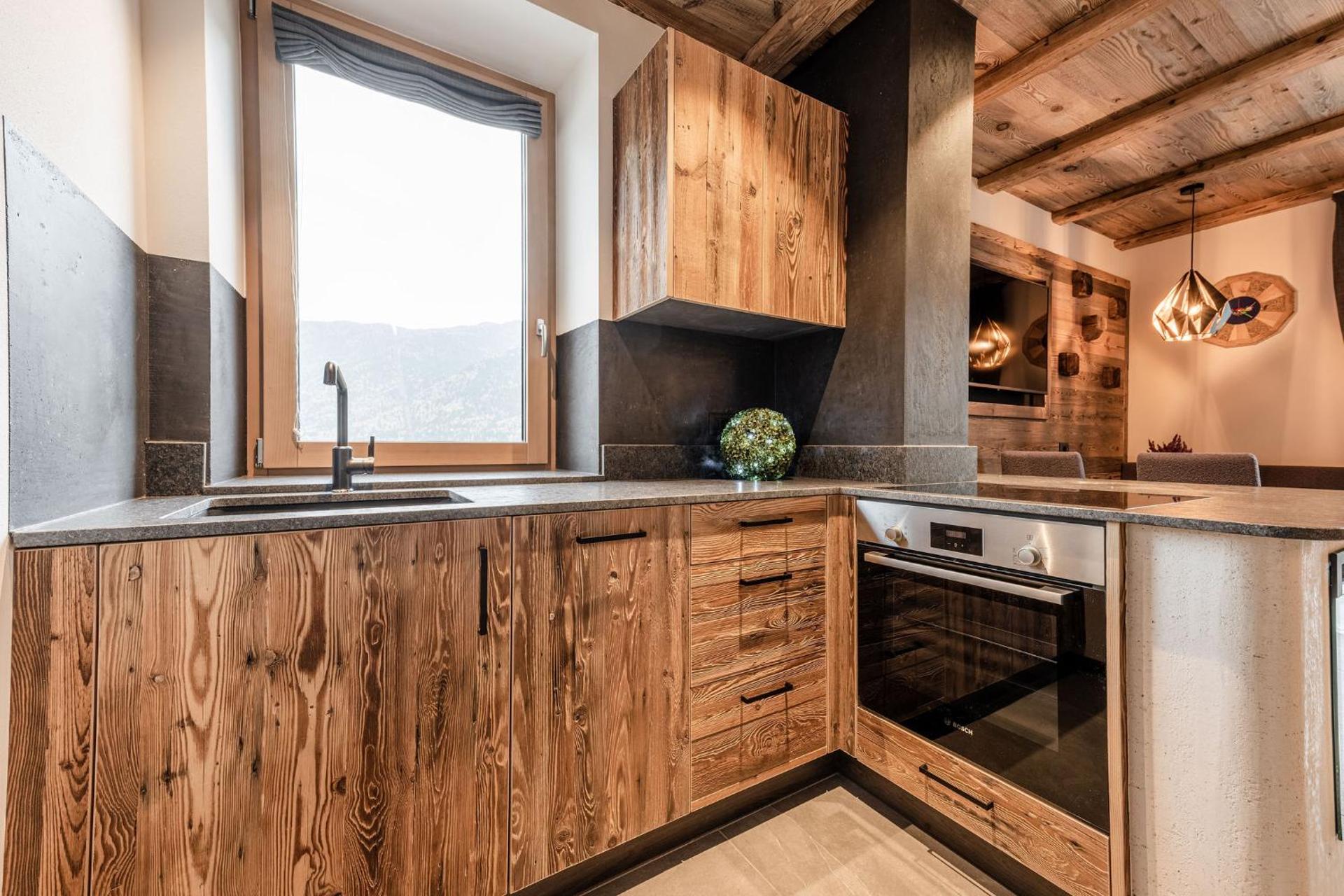 Kitchen or kitchenette