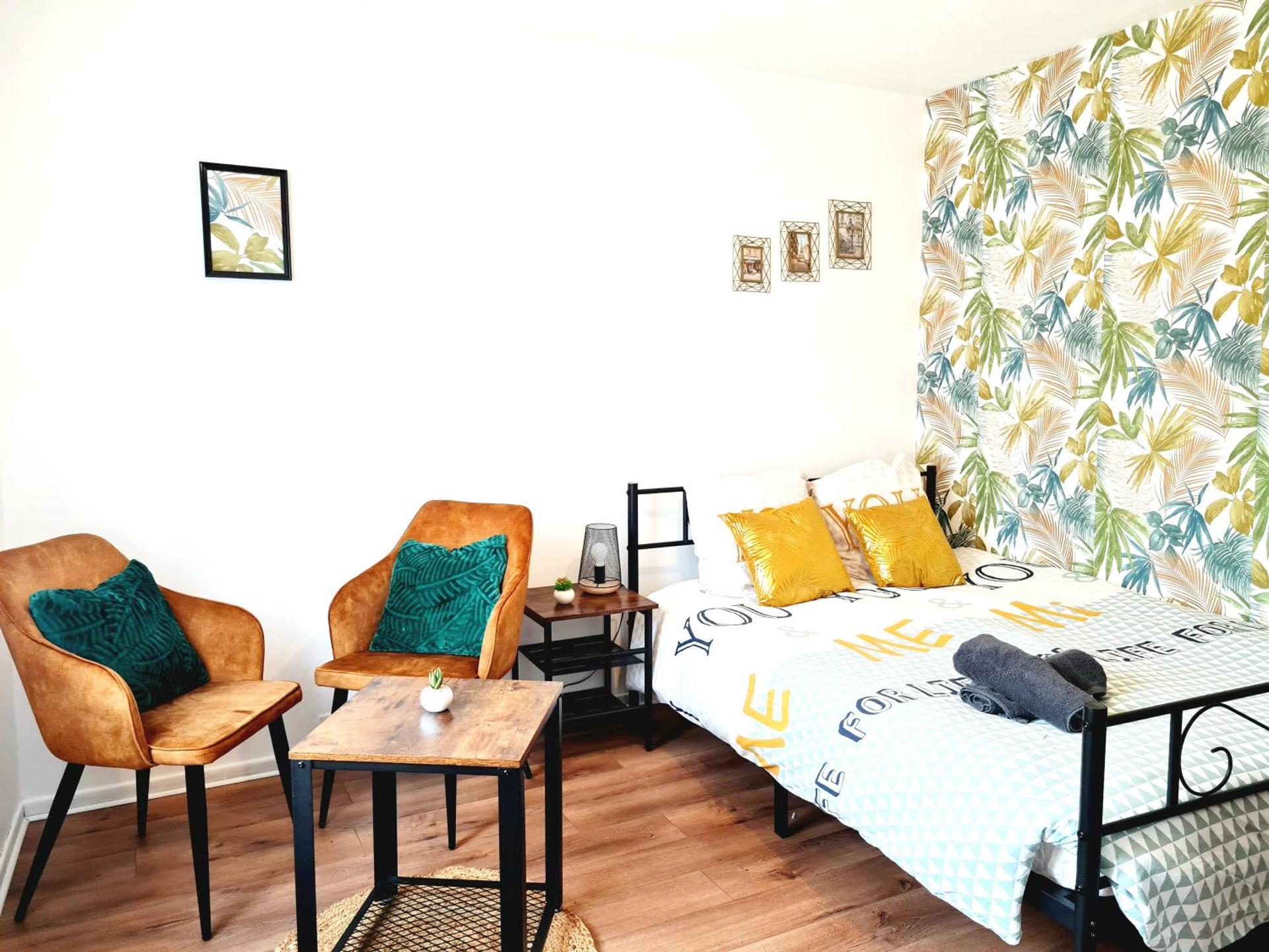 Photo of the whole room