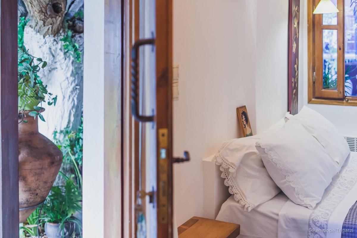 Small Guesthouse In The Garden