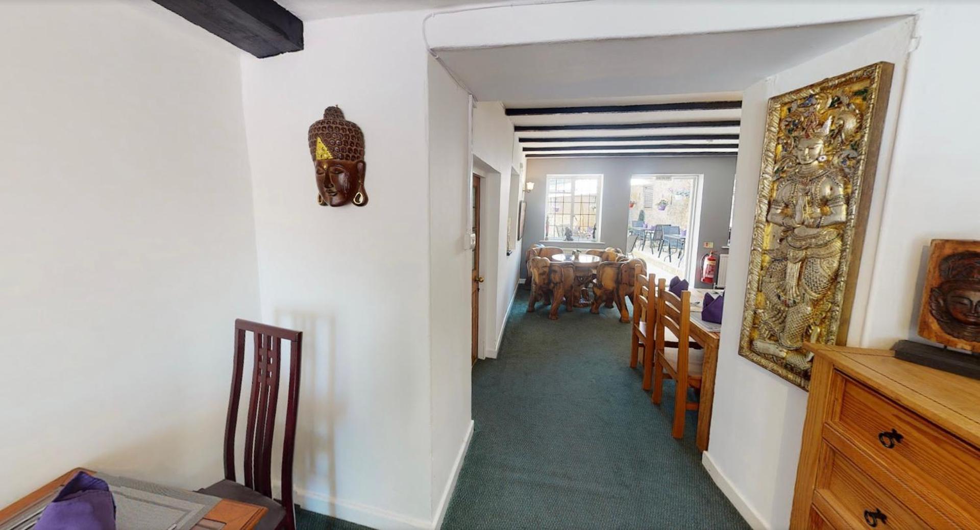 Siam cottage guesthouse over 300 years old with Thai restaurant