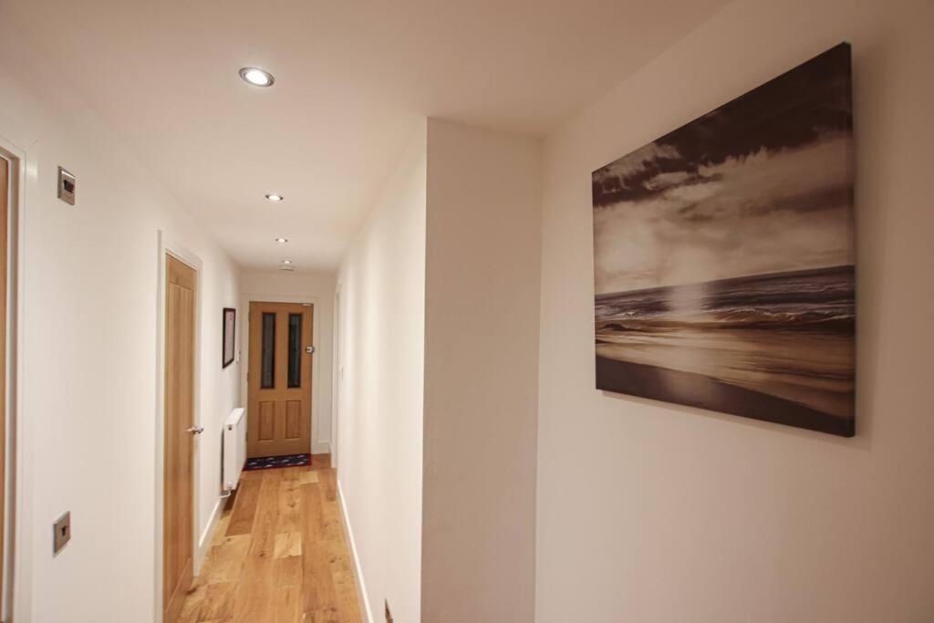 Stylish 2 bedroom self-contained apartment in the heart of Clifton Village