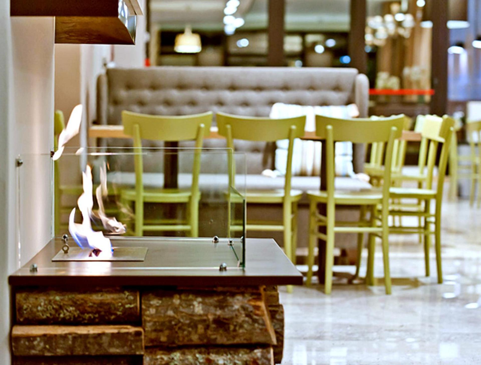 Communal lounge/ TV room