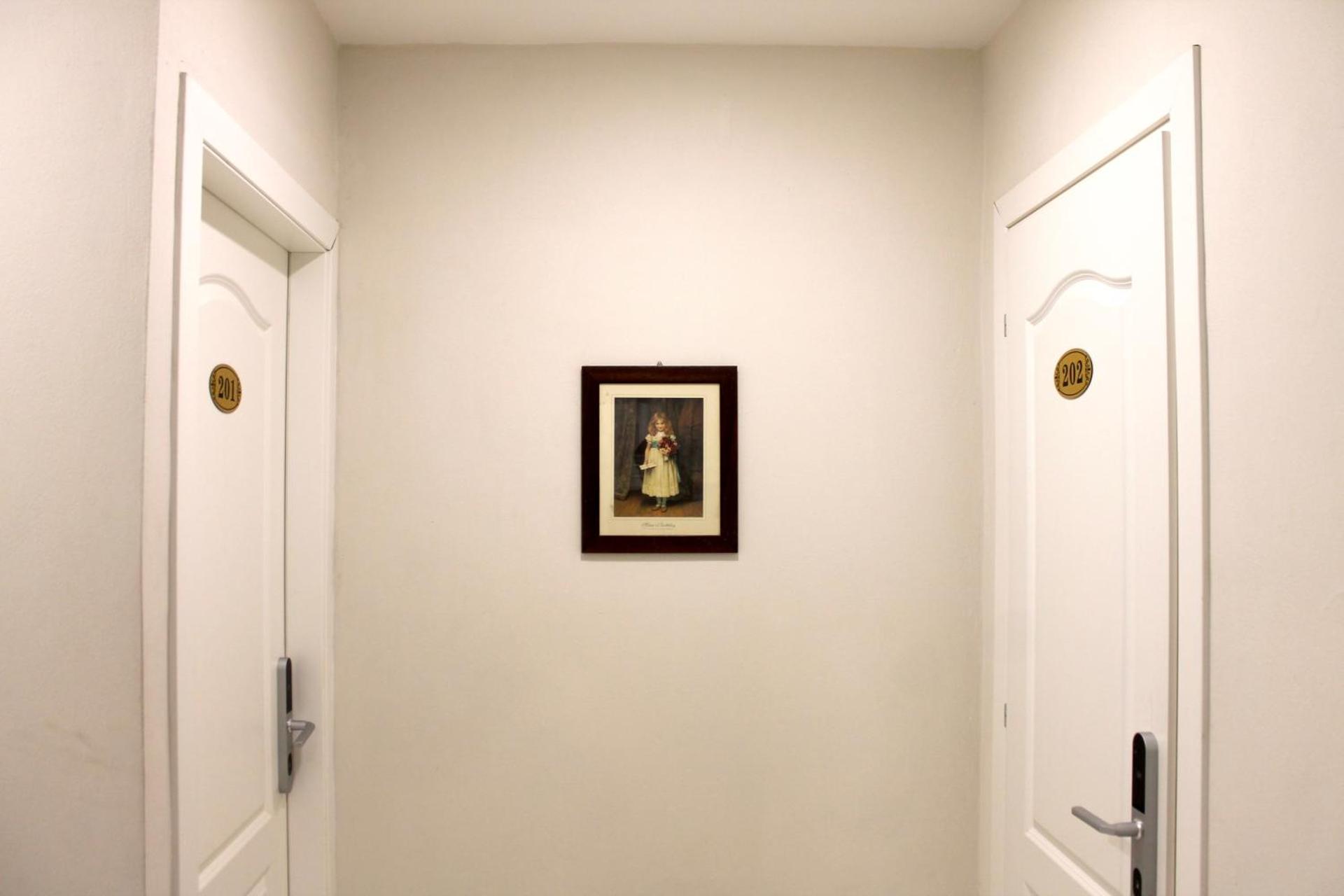 Logo/Certificate/Sign