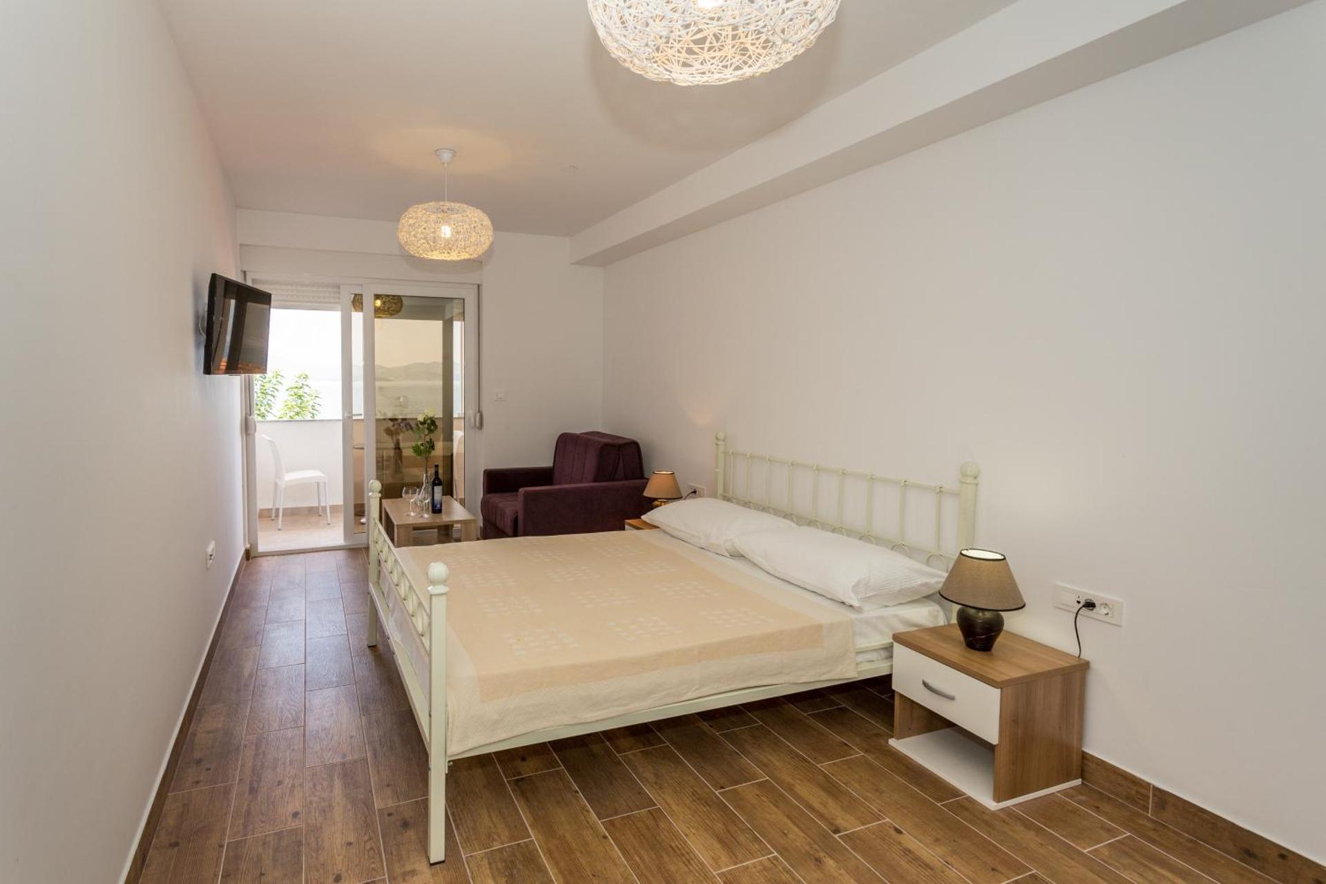 Deluxe Double Studio