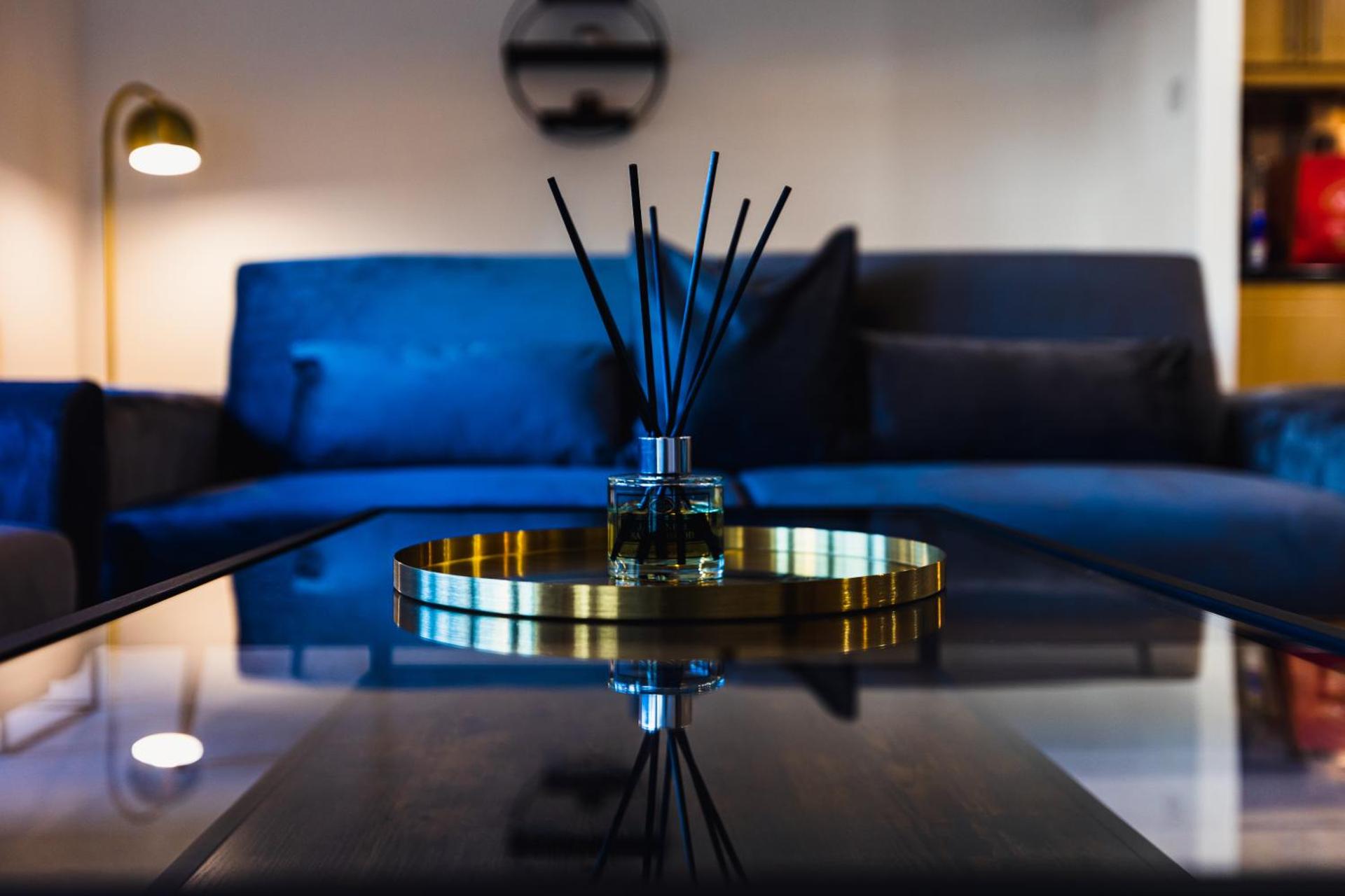 The Skyline Suite - *Private Balcony* *Views*