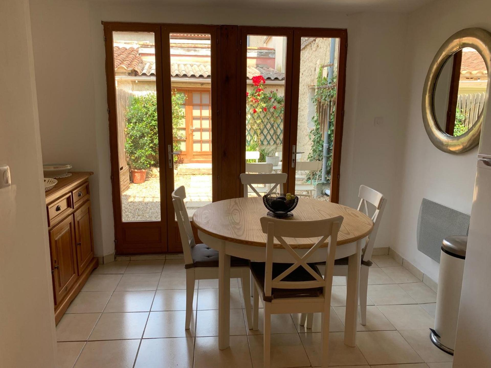 Maison cosy cœur de bastide+ cour + vue sur toits