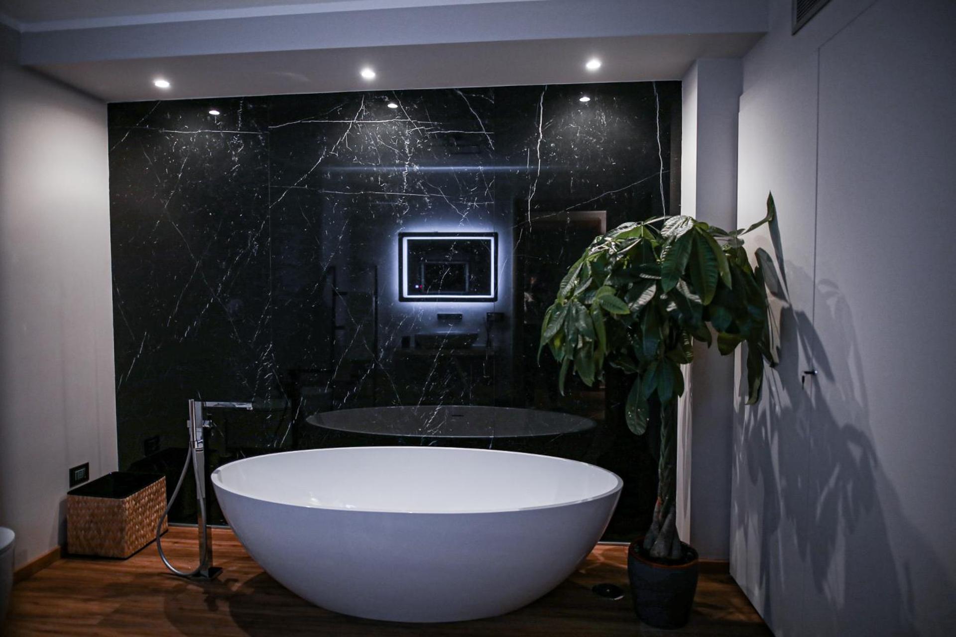 Suite with Spa Access