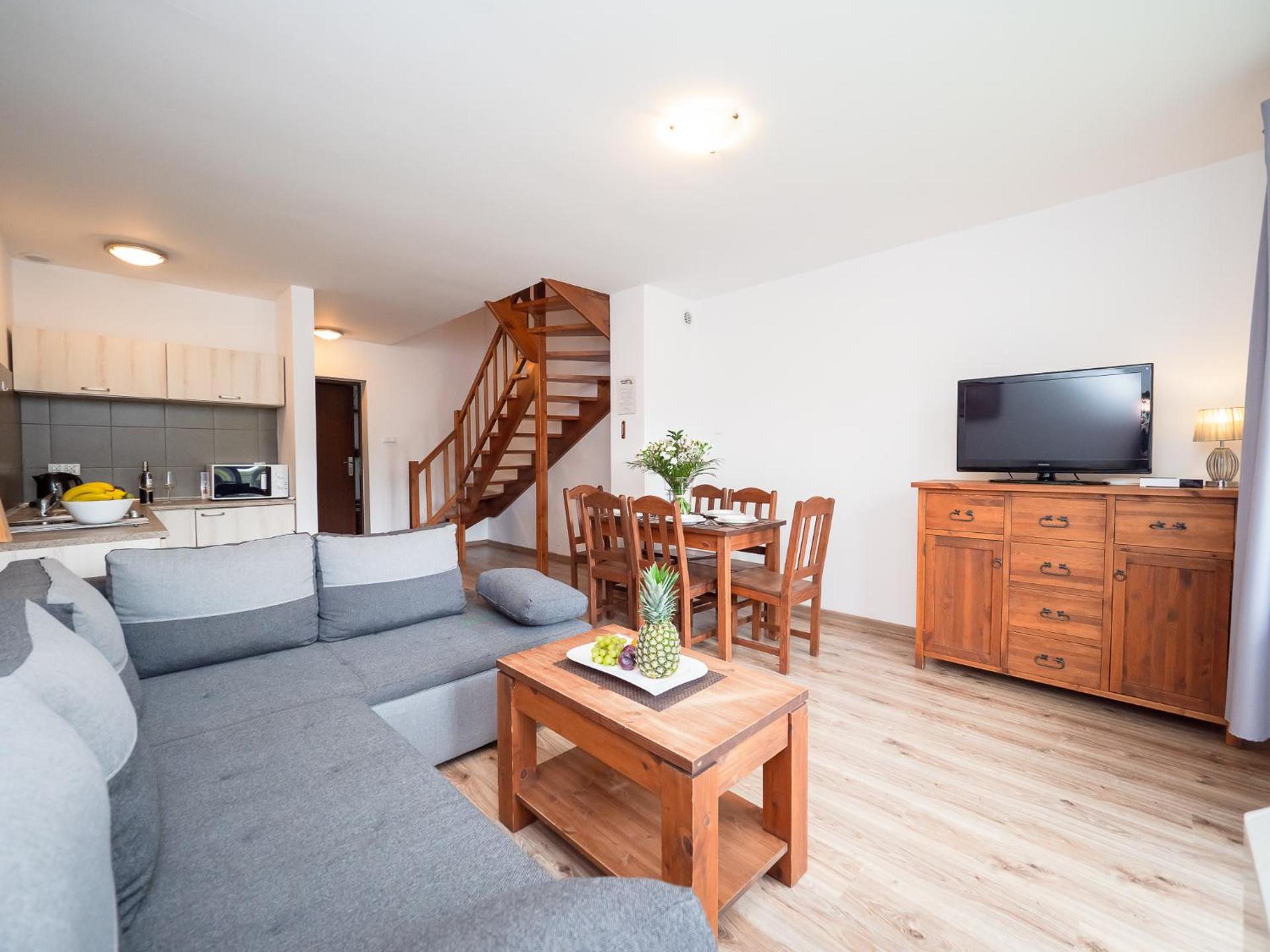 Communal lounge/ TV room