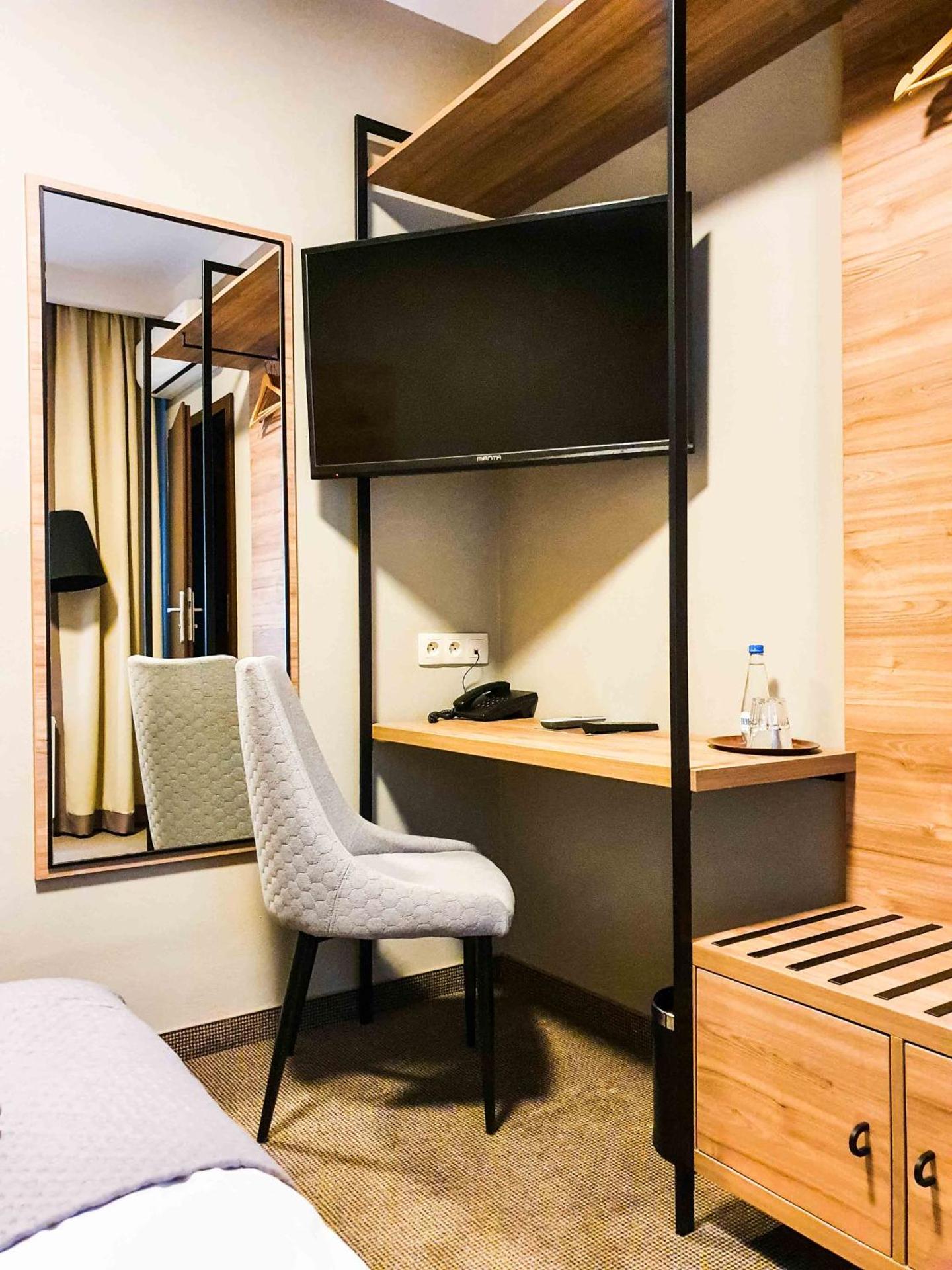 Standard Single Room