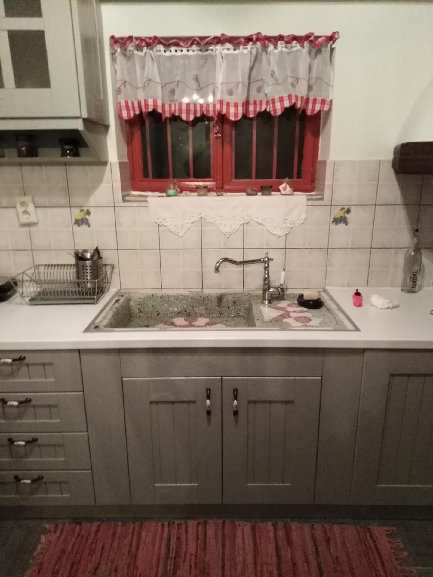 ΦΙΛΥΡΑ ΠΕΤΡΙΝΟ