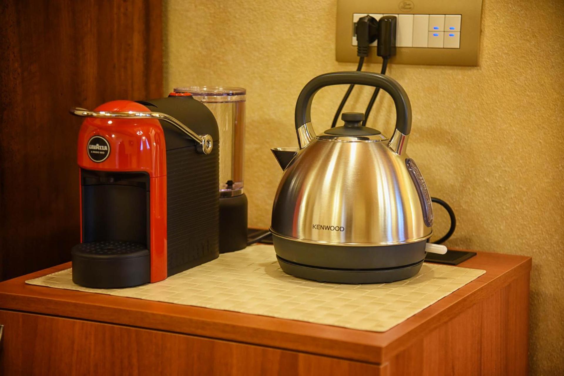 Coffee/tea facilities