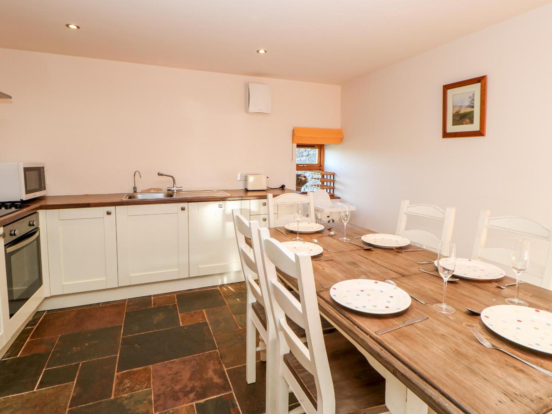 Blackburn Cottage Barn