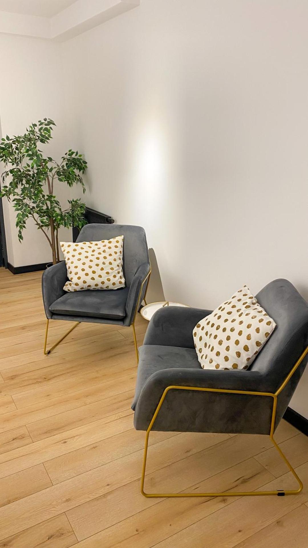 Zajazd Valentino / Listopadowa 55