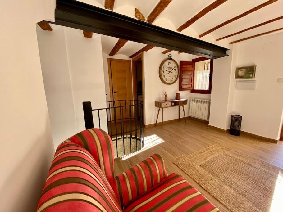 VILLA SOL Casa con cueva privada y vistas a la Iglesia