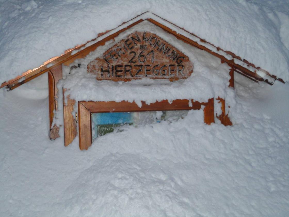 Ferienwohnung Hierzegger