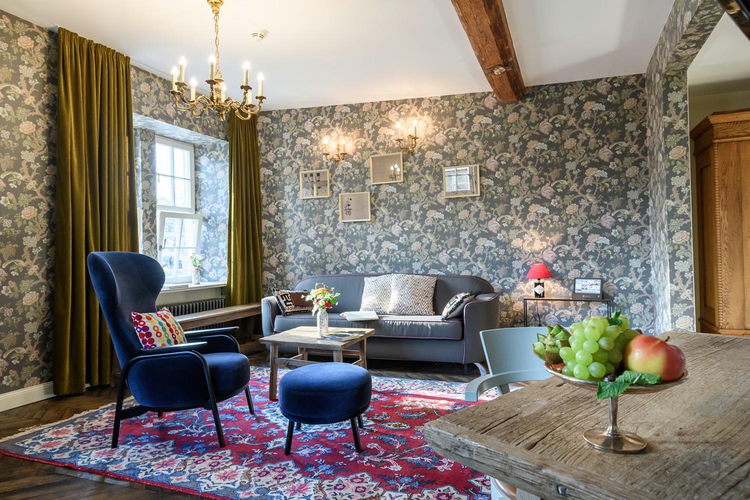 Photo of the whole room