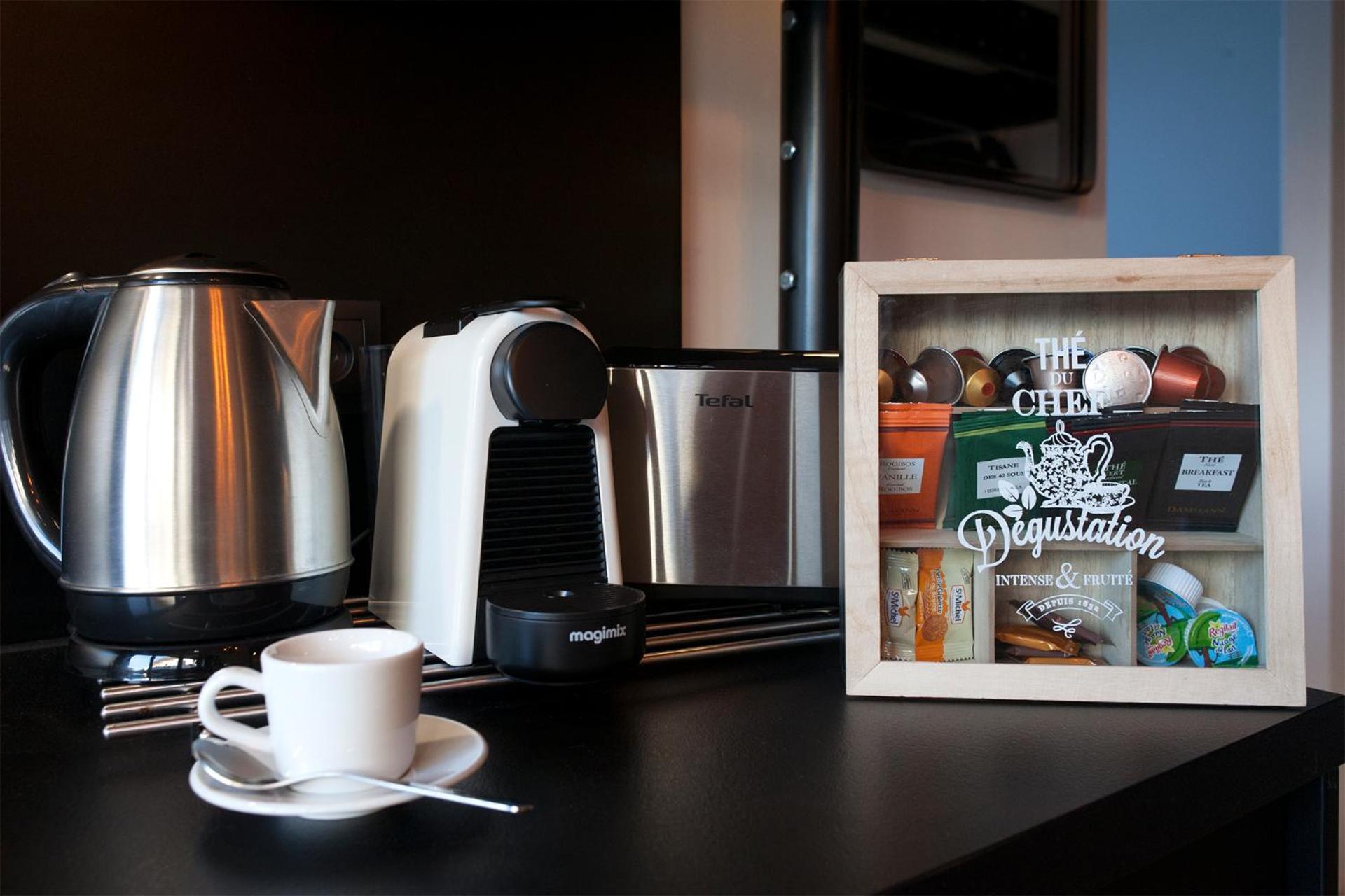 Coffee/tea facilities