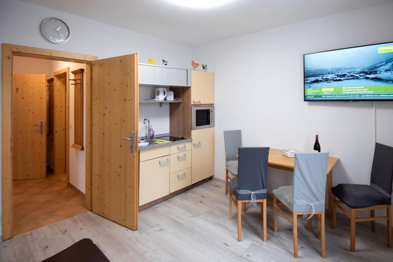 Apartmenthaus HAUS Gipfelglück Apartment KUAFSTOA