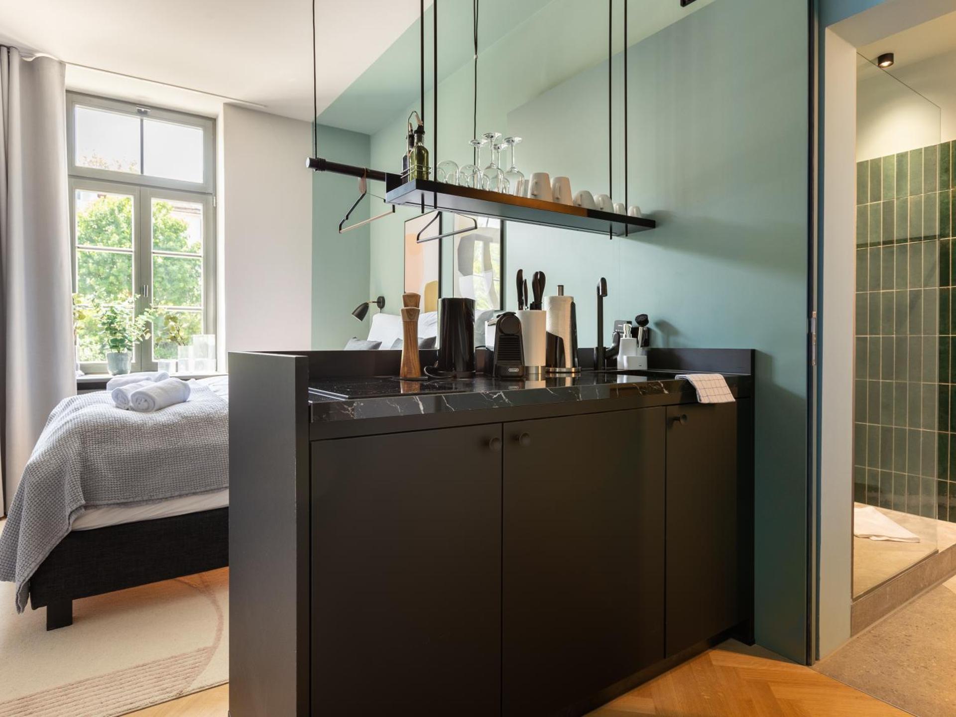 Coffee/tea facilities