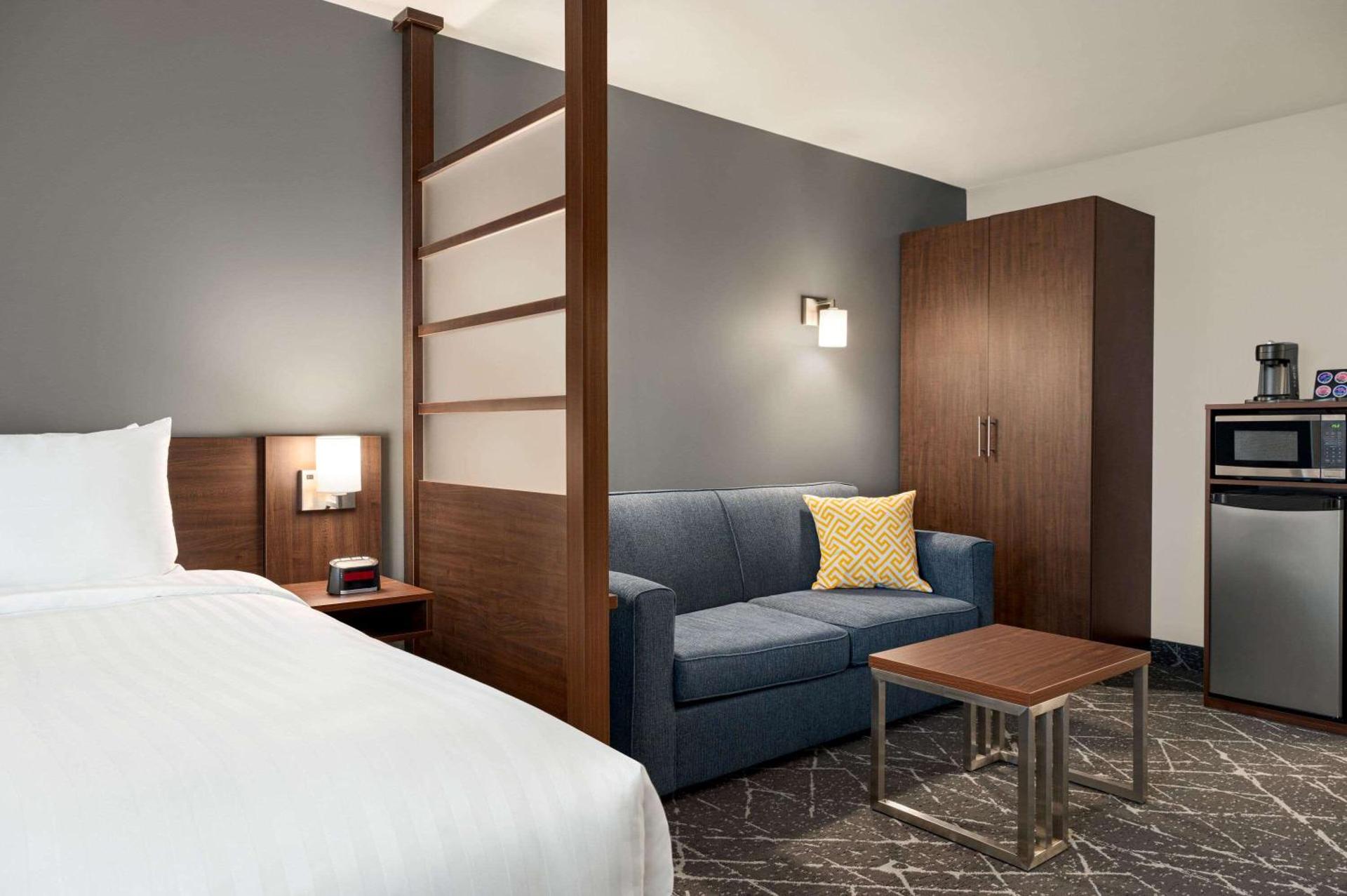 Photo of the whole room