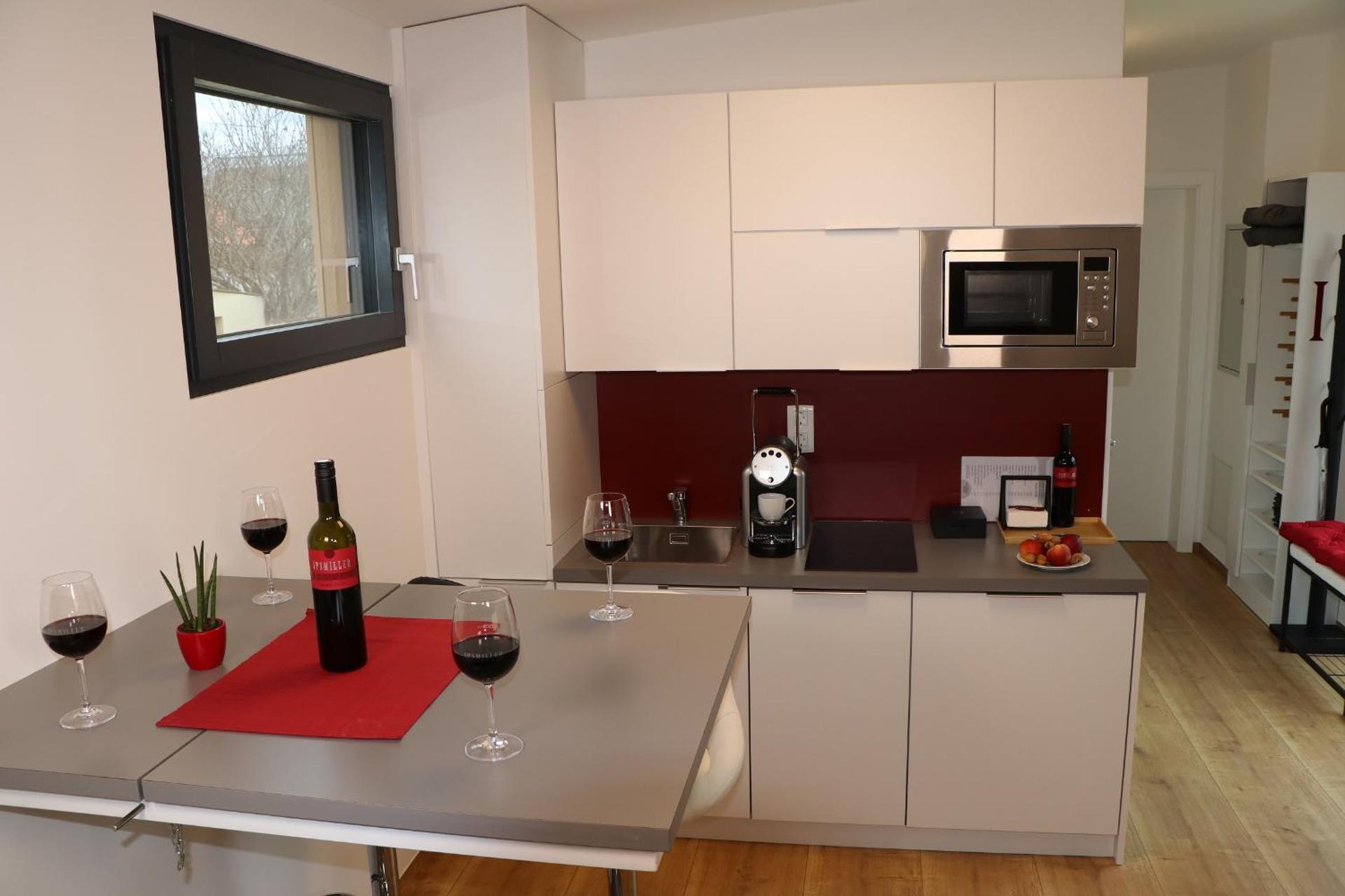 Kitchen or kitchenette