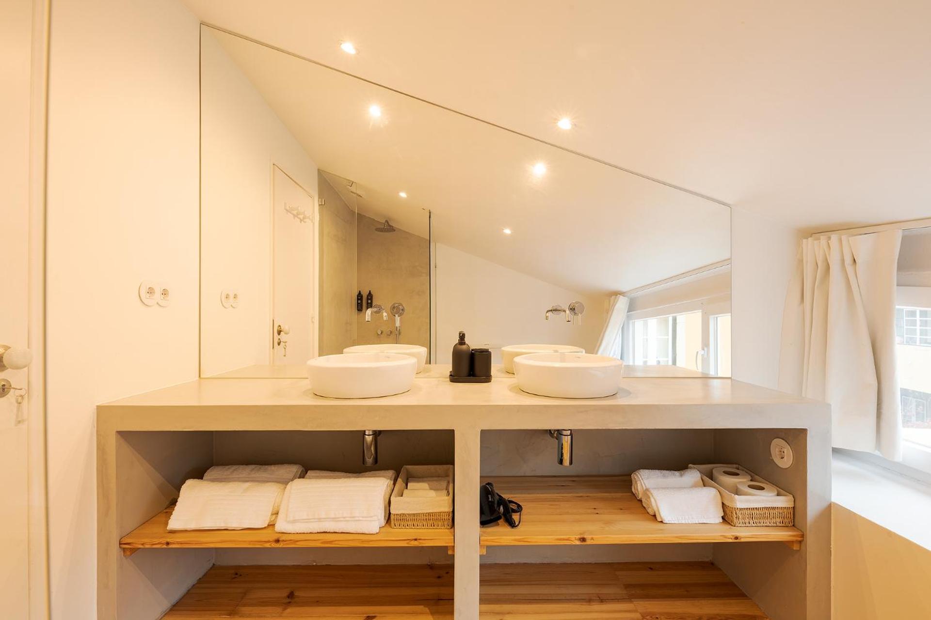 The Yellow House - Duplex