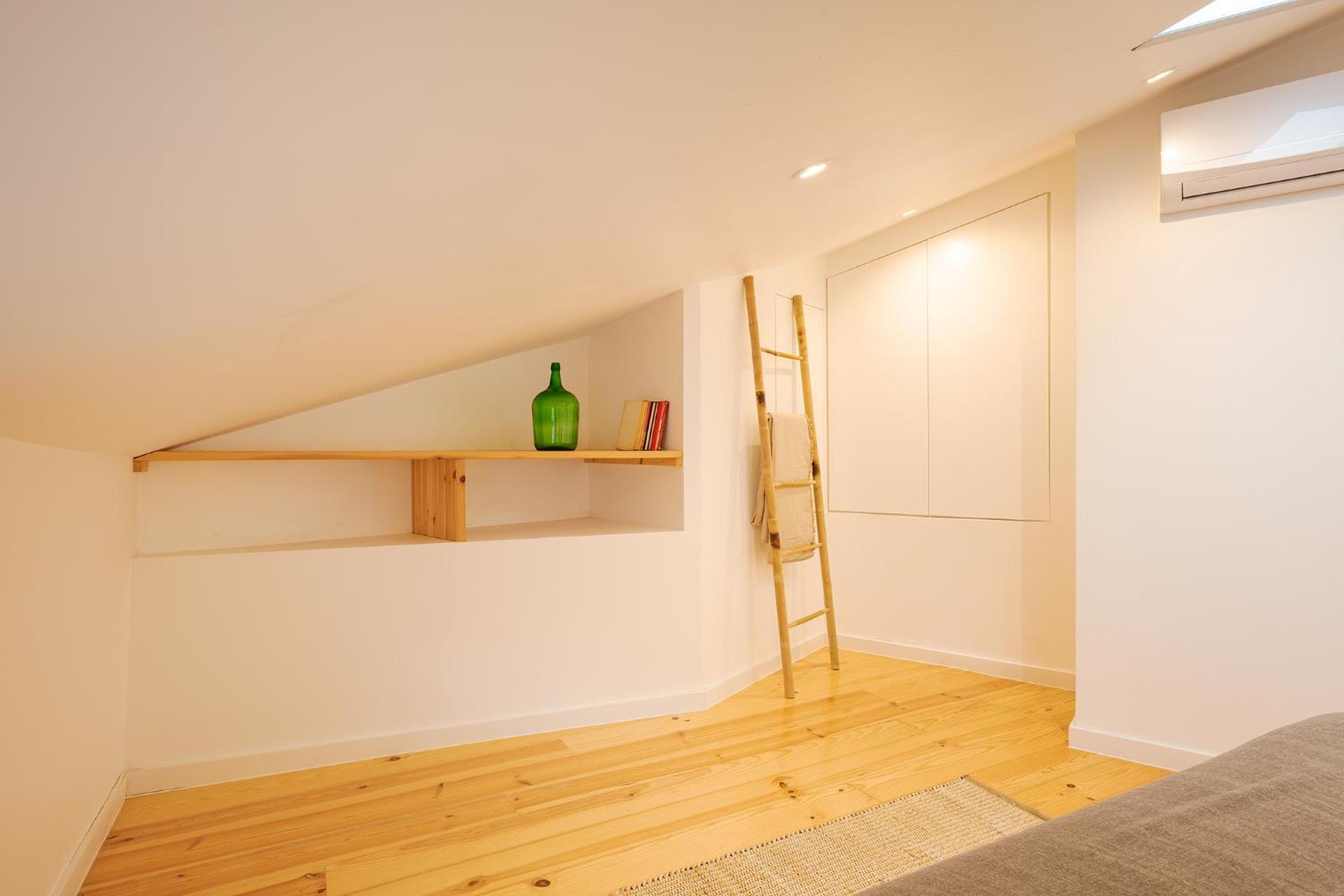 The Yellow House - Duplex