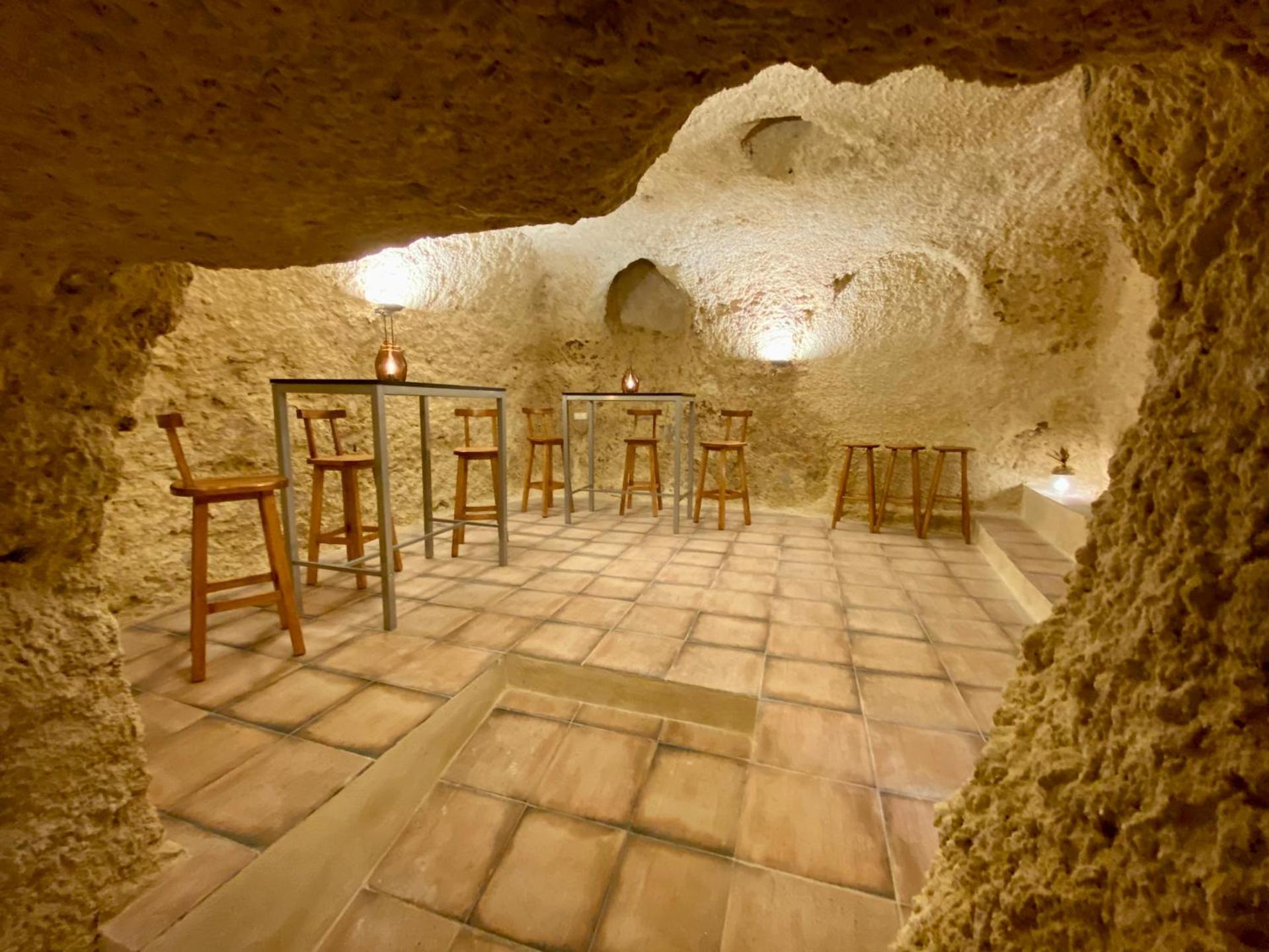 VILLA SOL Casa con cueva privada y vistas a la Iglesia